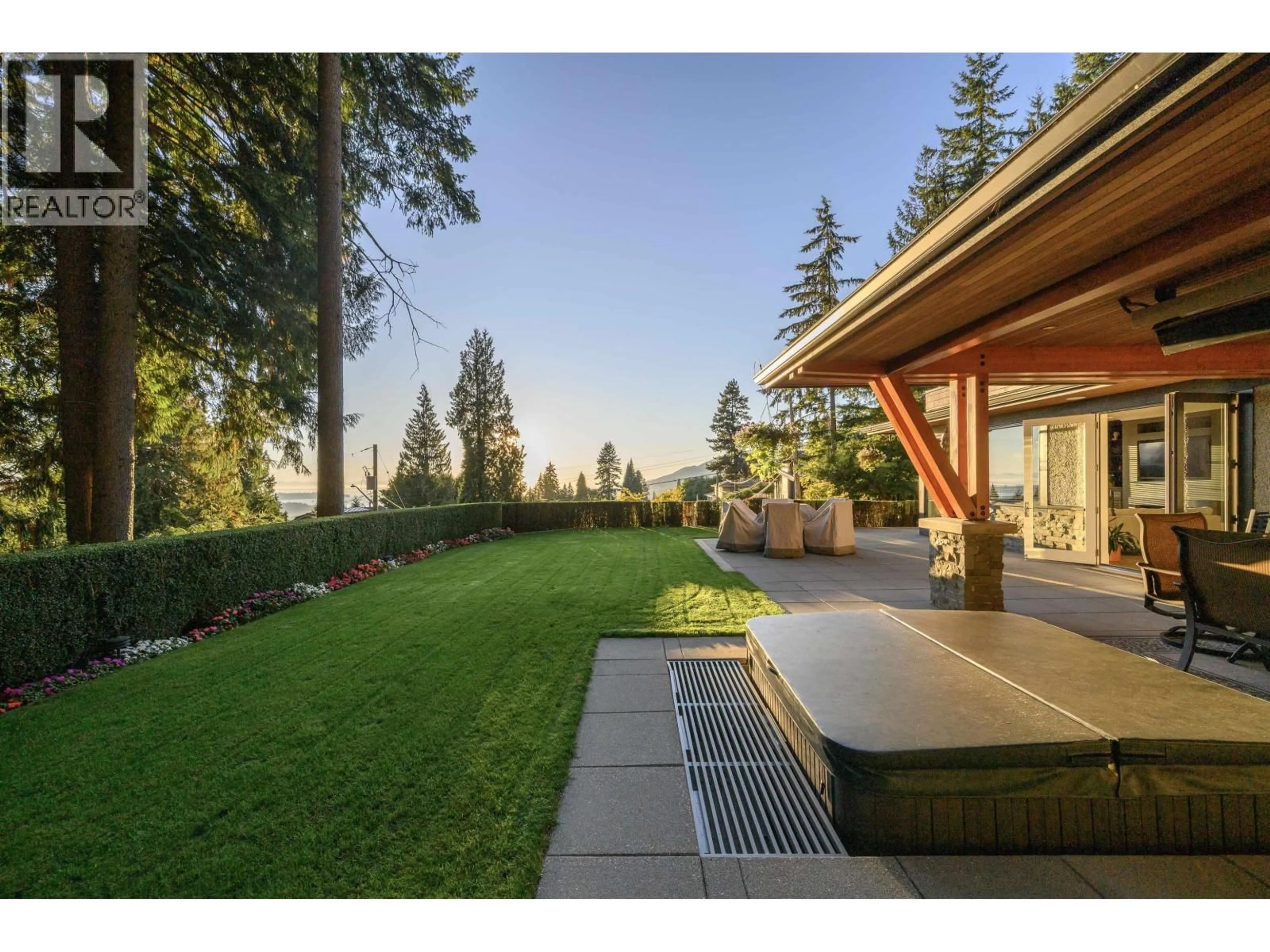 Patio, unknown for 4120 ST. MARYS AVENUE, North Vancouver British Columbia V7N1Y5
