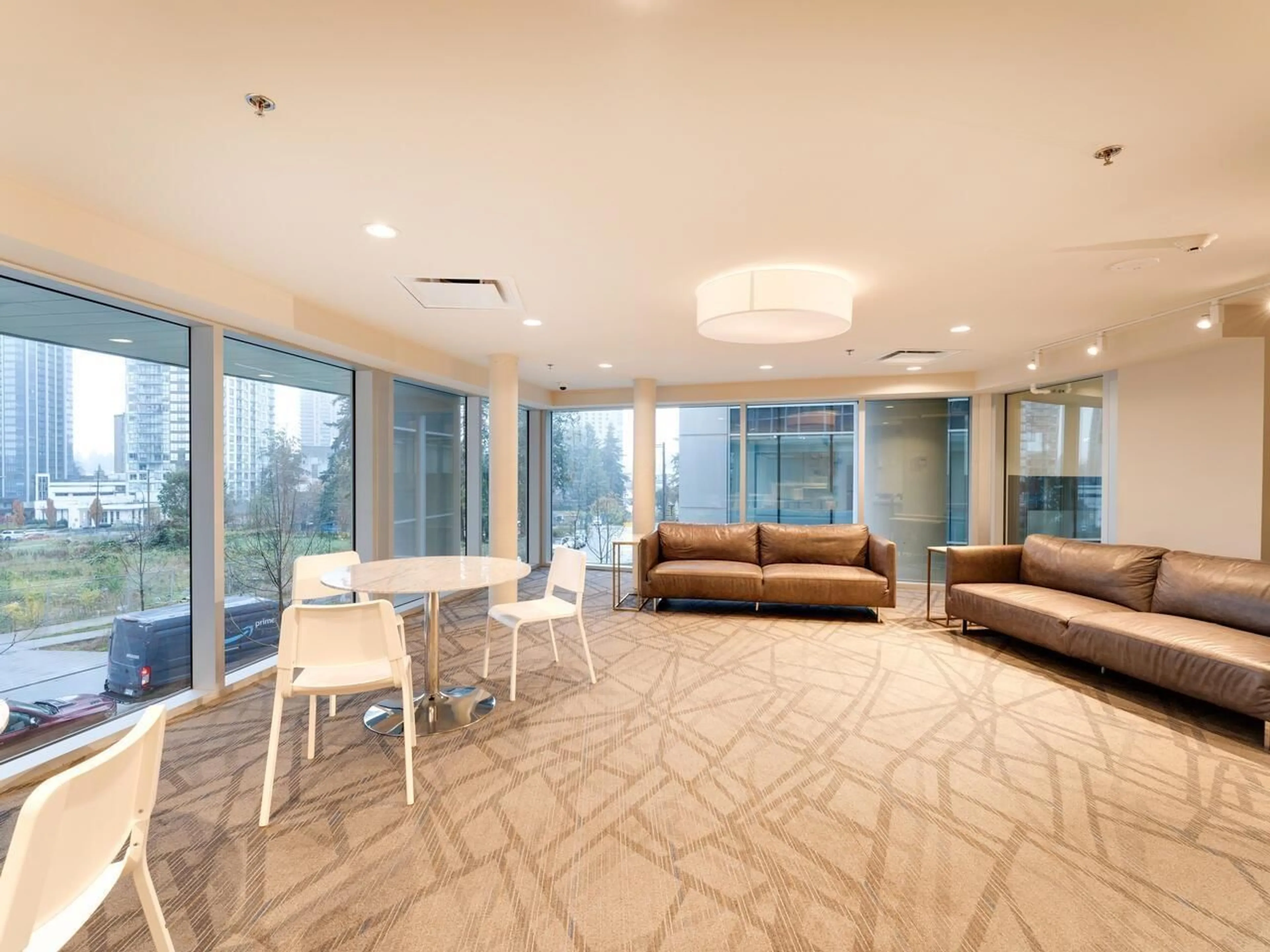 Unknown for 2311 - 13308 CENTRAL, Surrey British Columbia V3T0M4