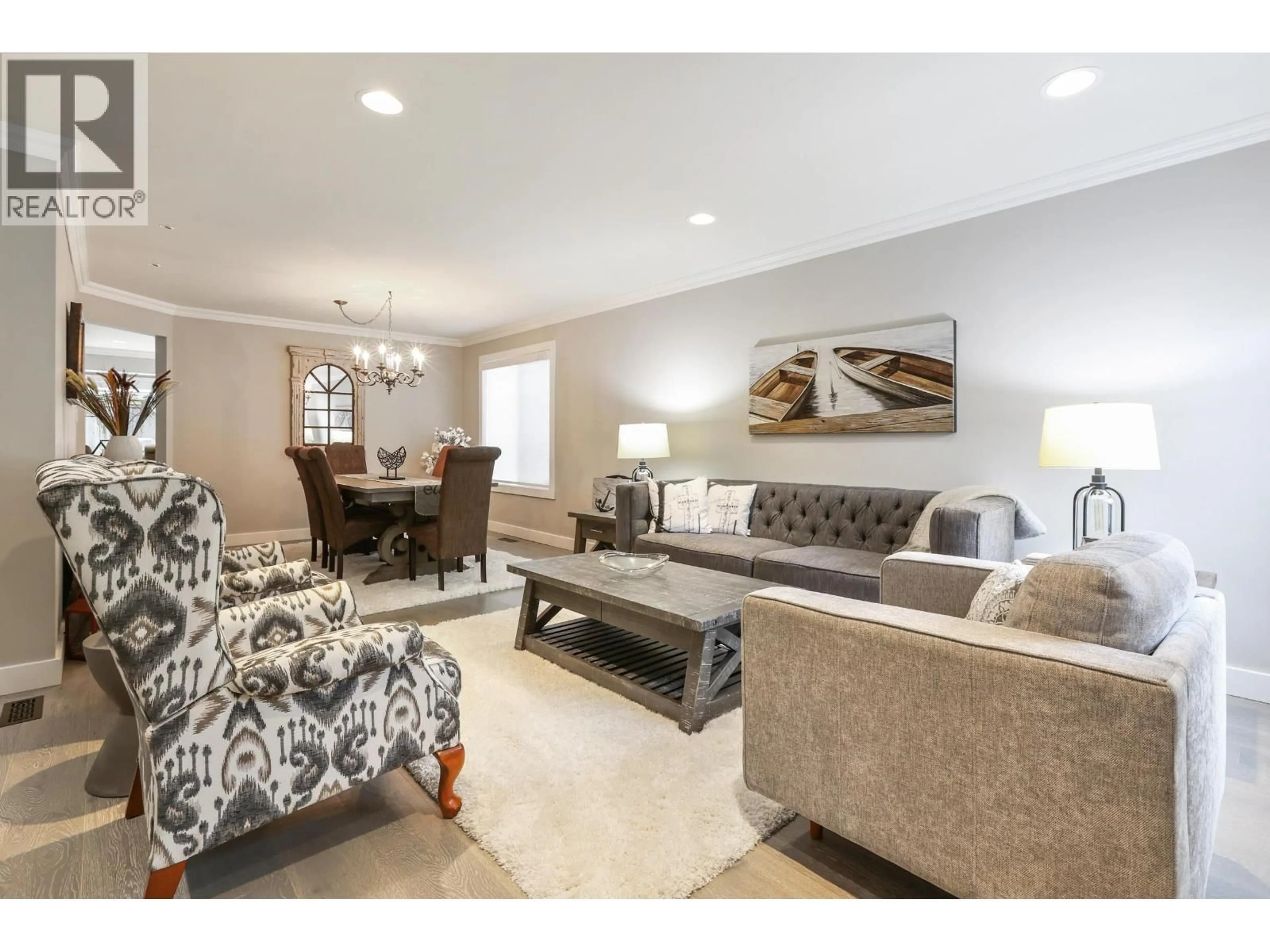 Living room with furniture, unknown for 1076 CLEMENTS AVENUE, North Vancouver British Columbia V7R2L4