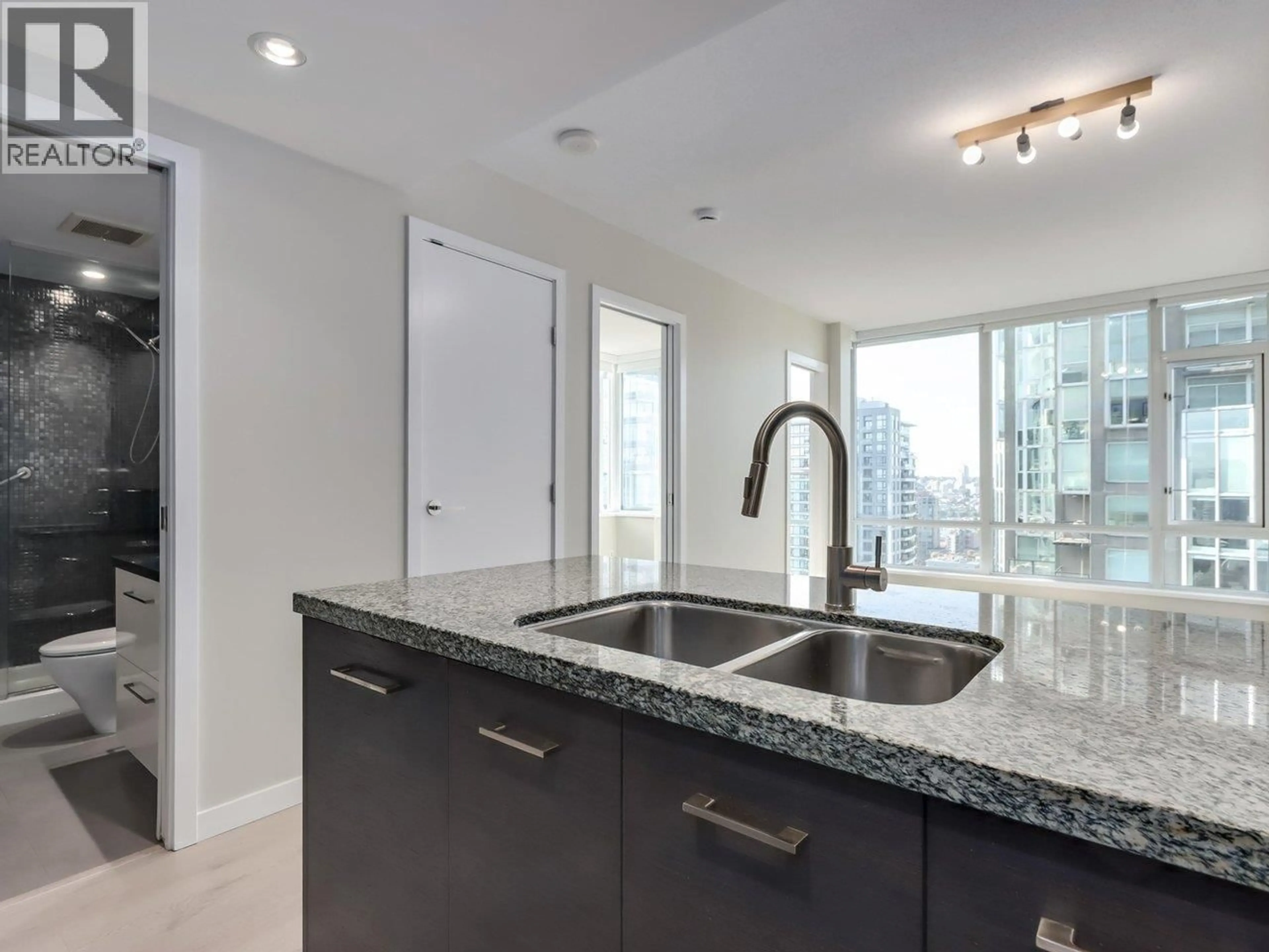 Open concept kitchen, unknown for 2507 - 833 HOMER STREET, Vancouver British Columbia V6B0H4