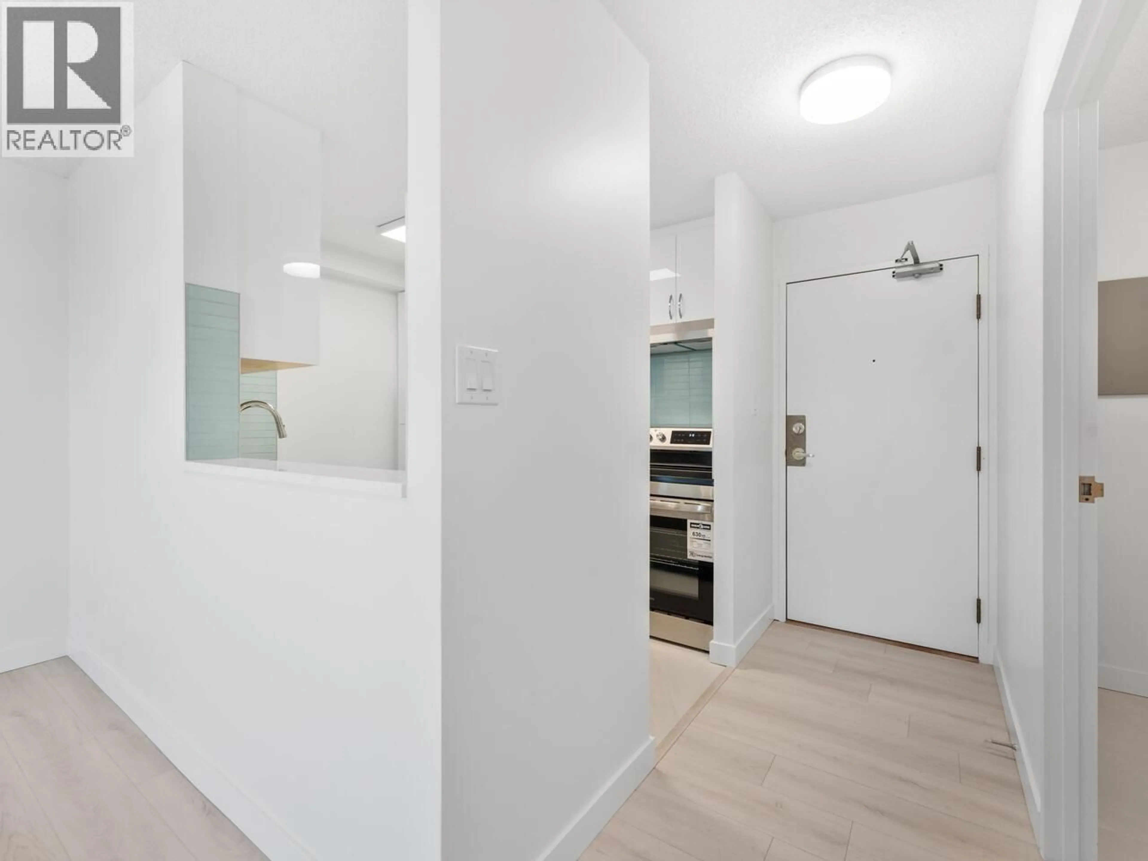 Unknown for 1107 - 7100 GILBERT ROAD, Richmond British Columbia V7C5C3