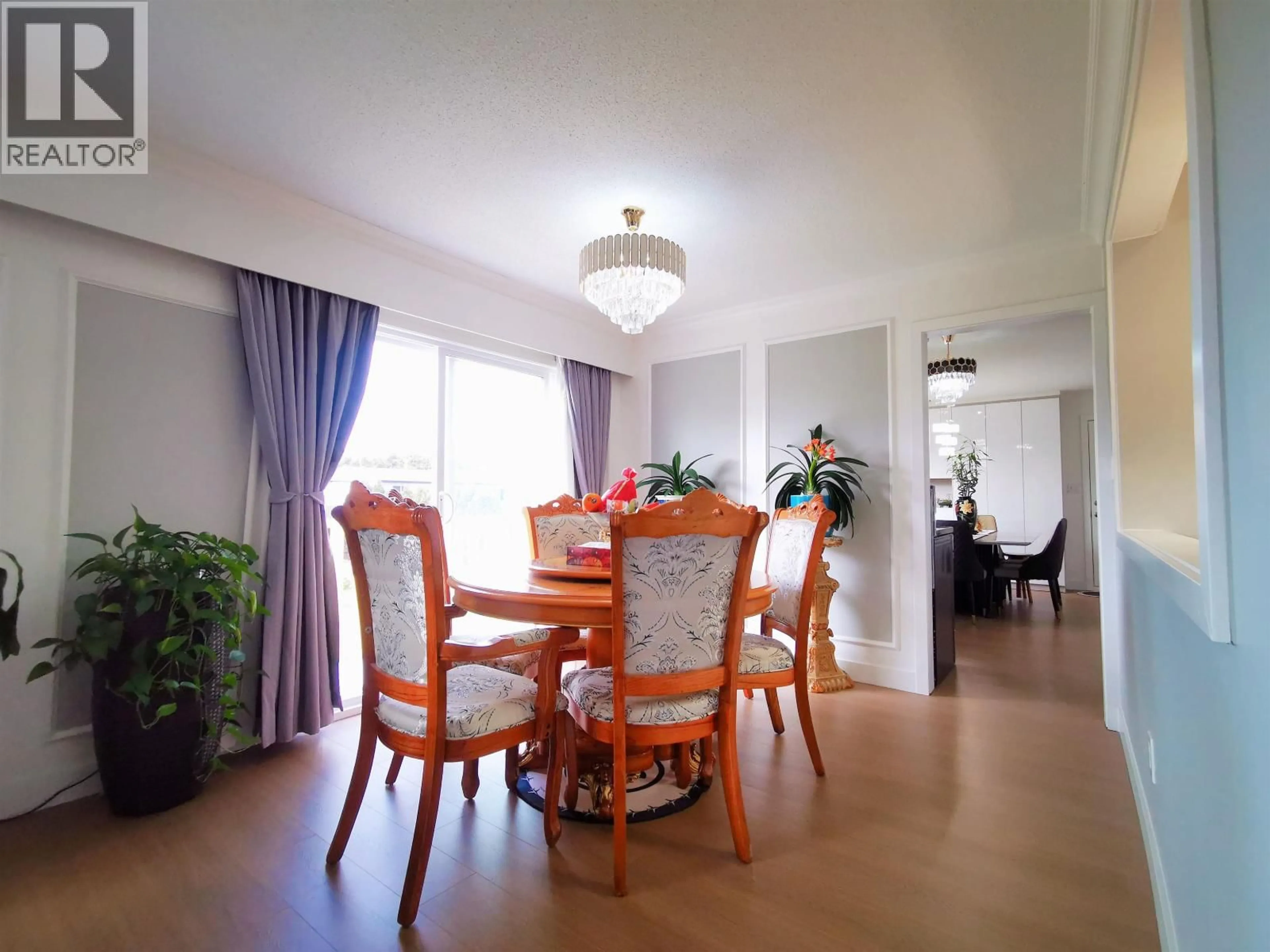 Dining room, wood/laminate floor for 7460 THORMANBY CRESCENT, Richmond British Columbia V7C4G3