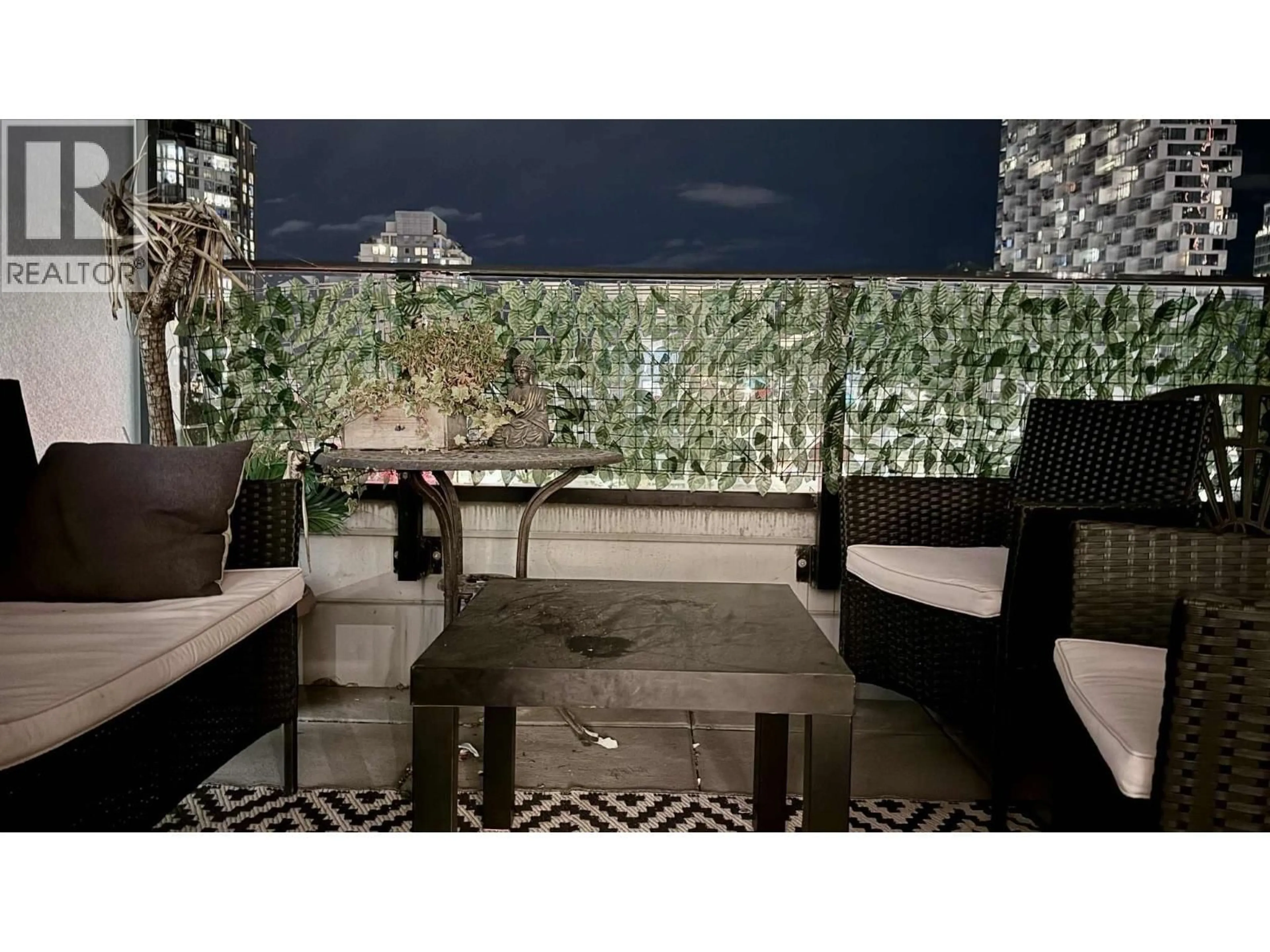 Patio, street for 512 - 1325 ROLSTON STREET, Vancouver British Columbia V6B0M2