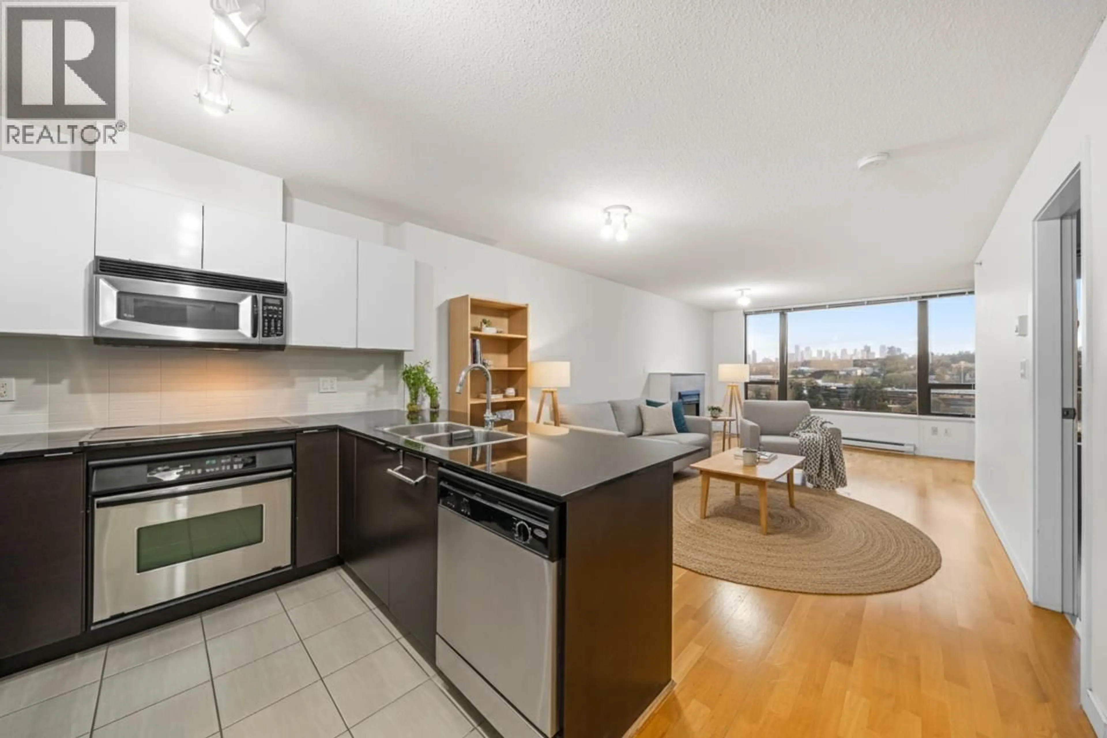 Open concept kitchen, unknown for 1105 - 4178 DAWSON STREET, Burnaby British Columbia V5C0A1