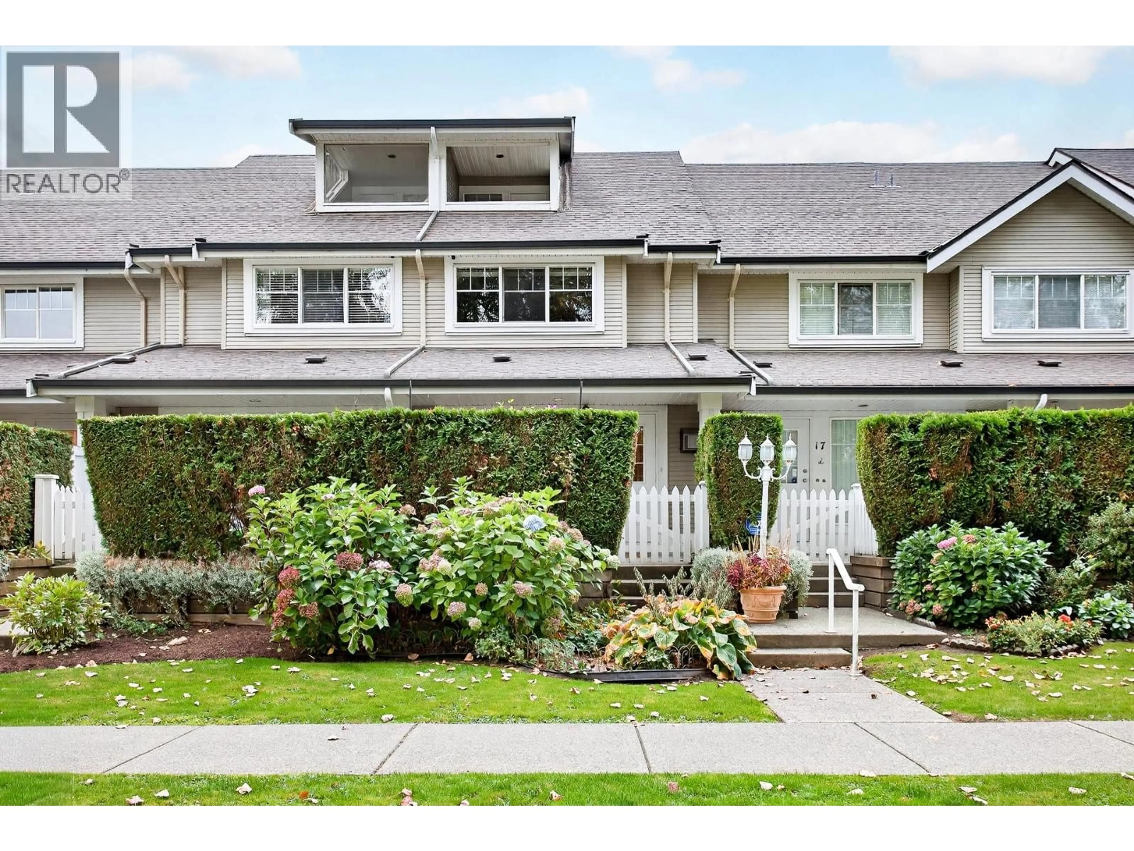Unknown for 18 - 2927 FREMONT STREET, Port Coquitlam British Columbia V3B7X8