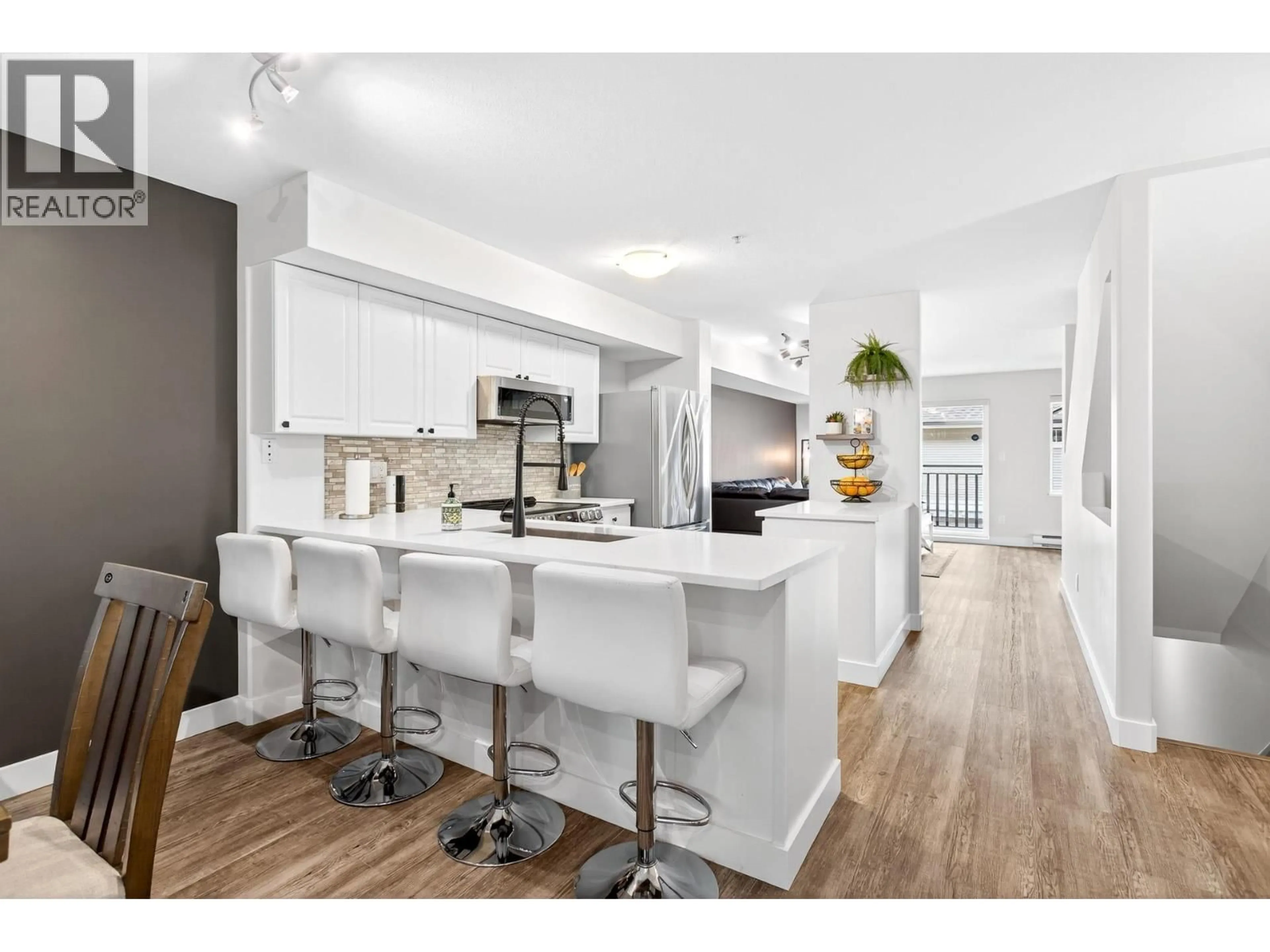 Open concept kitchen, unknown for 18 - 2927 FREMONT STREET, Port Coquitlam British Columbia V3B7X8