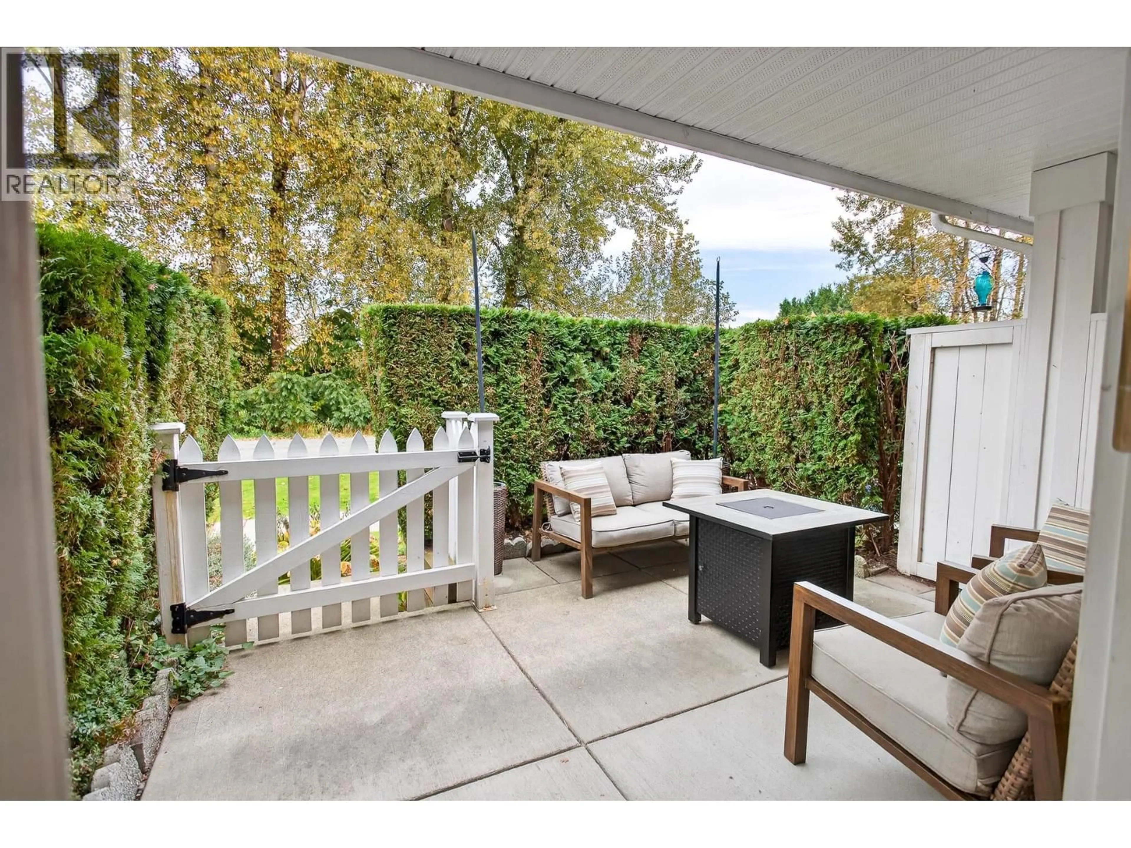 Patio, street for 18 - 2927 FREMONT STREET, Port Coquitlam British Columbia V3B7X8
