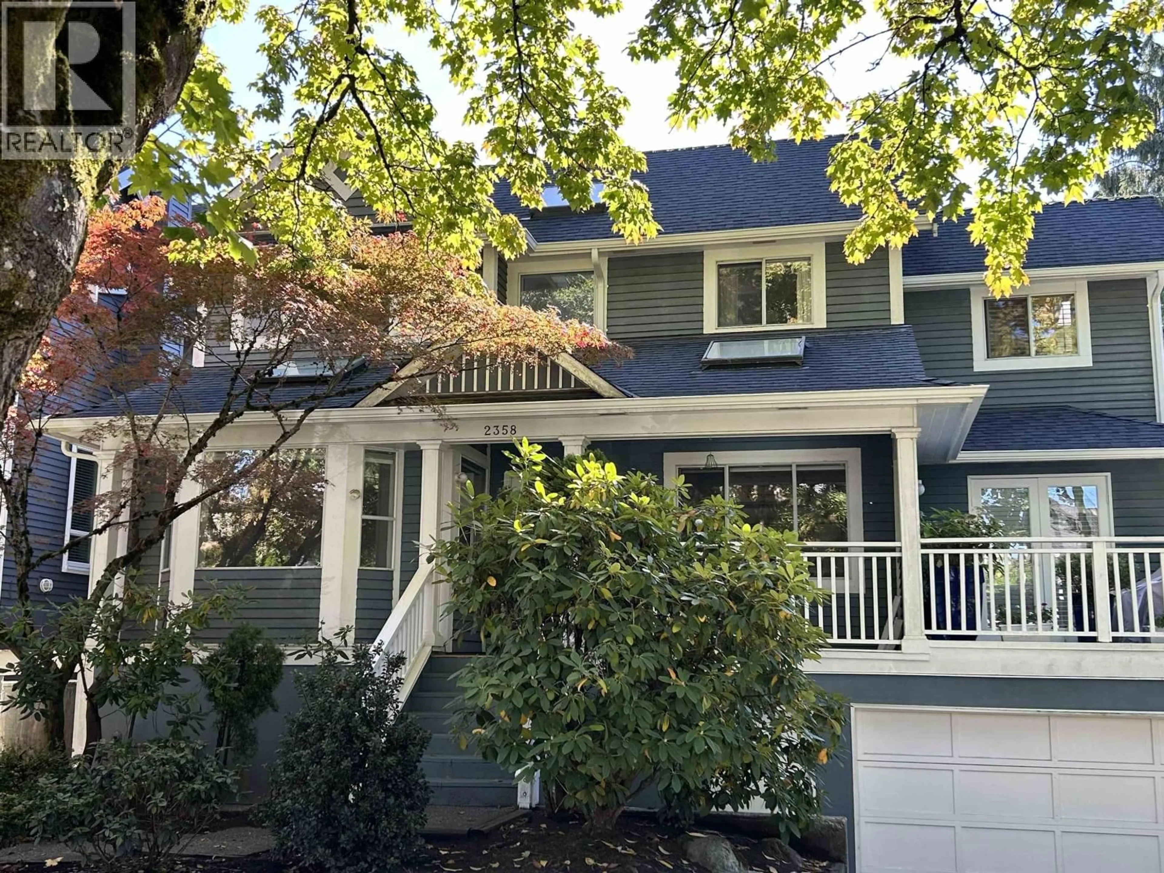 Home with vinyl exterior material, street for 2358 6TH AVENUE, Vancouver British Columbia V6K1V9