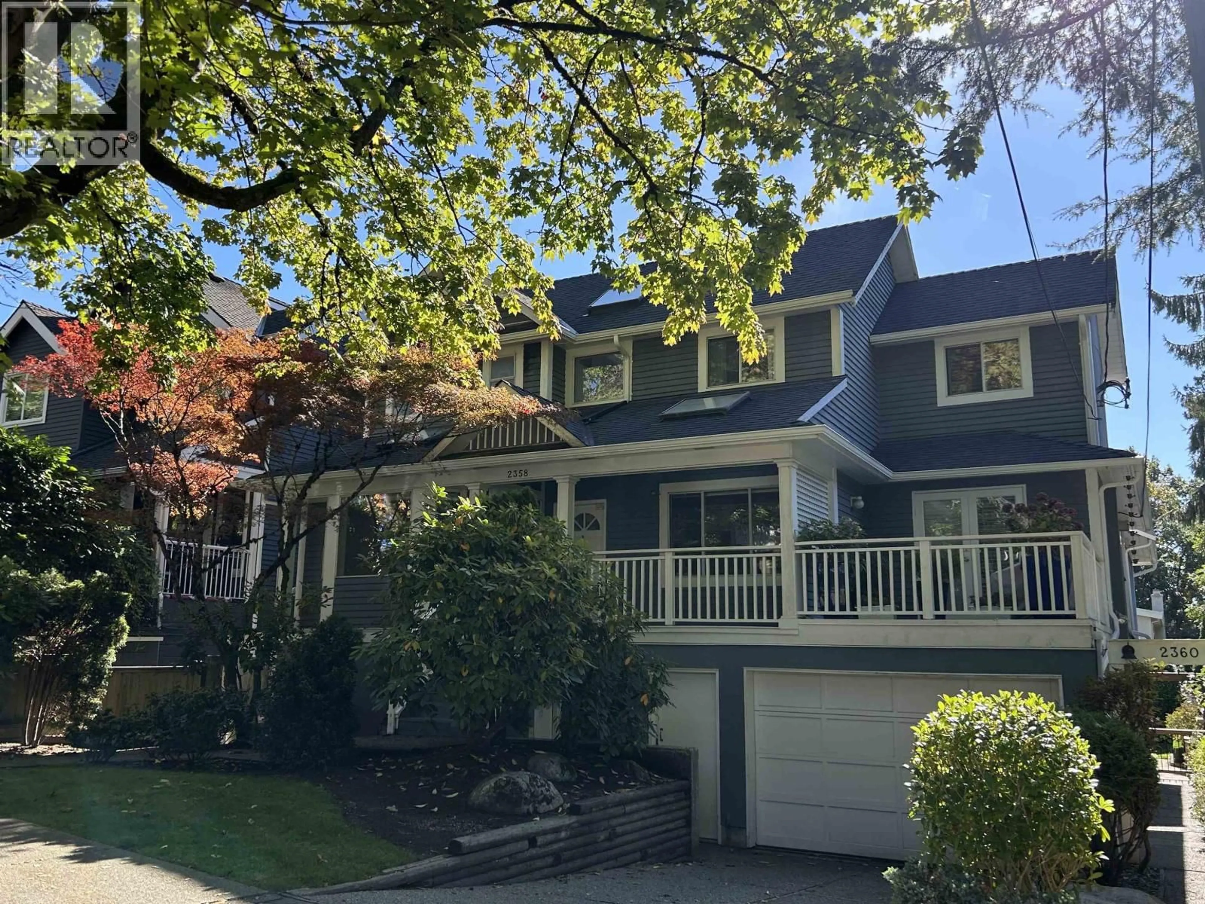 Home with vinyl exterior material, street for 2358 6TH AVENUE, Vancouver British Columbia V6K1V9