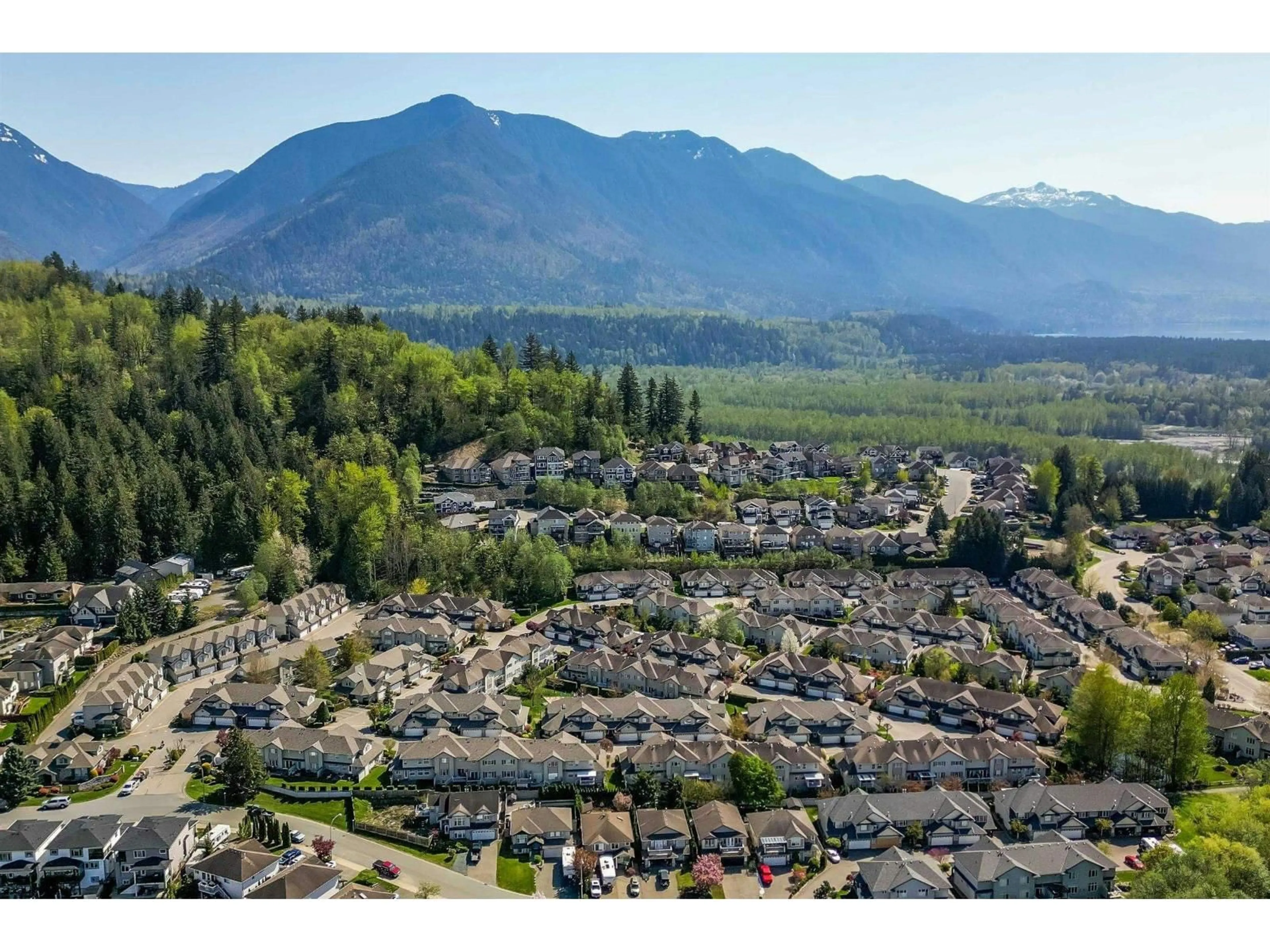 A pic from outside/outdoor area/front of a property/back of a property/a pic from drone, mountain view for 35 - 46360 VALLEYVIEW ROAD, Chilliwack British Columbia V2R5L7