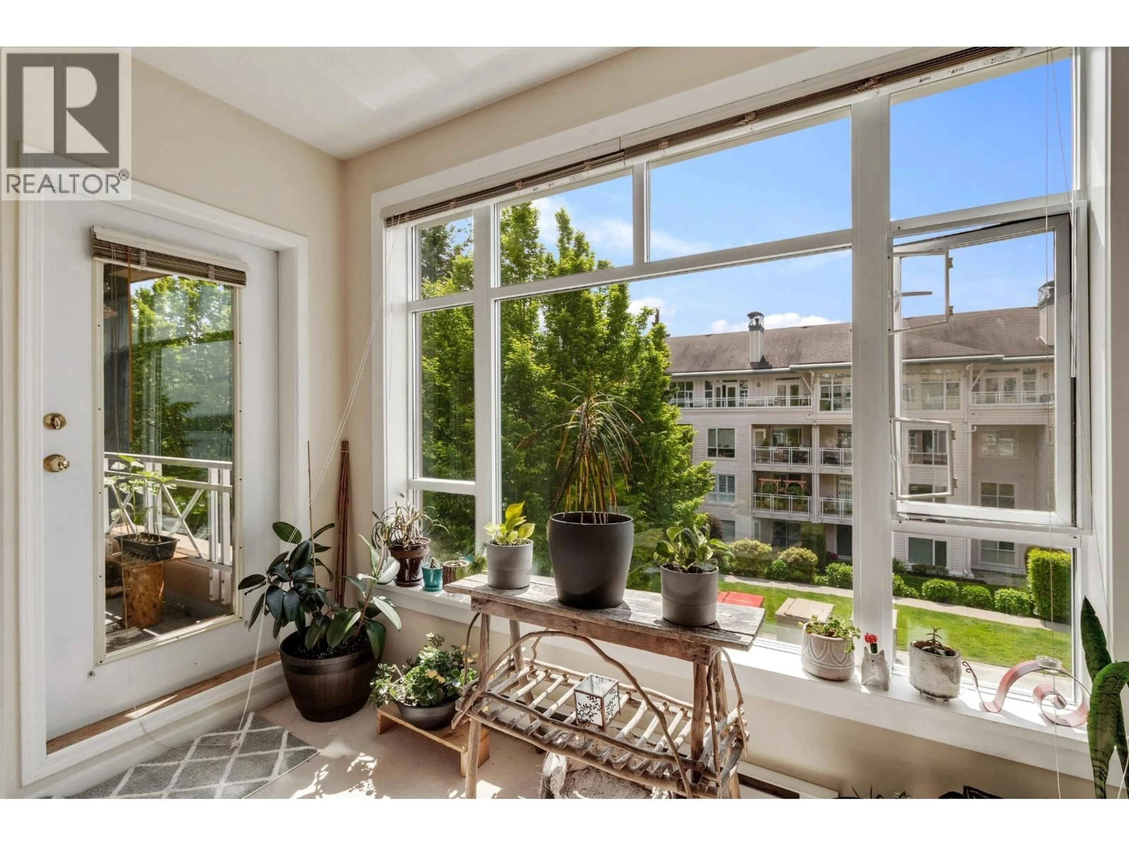 Unknown for 304 - 3600 WINDCREST DRIVE, North Vancouver British Columbia V7G2S5