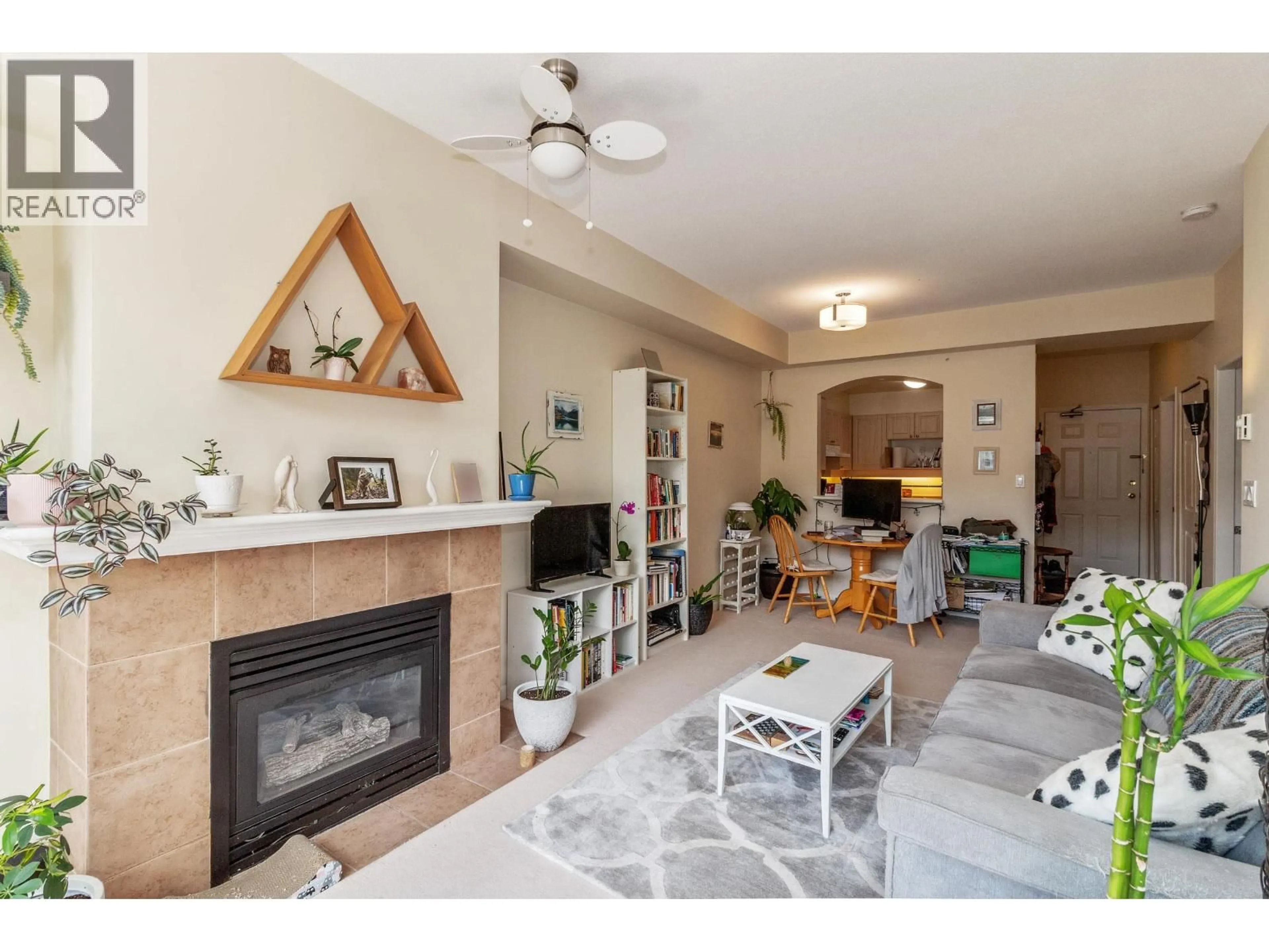 Living room with furniture, unknown for 304 - 3600 WINDCREST DRIVE, North Vancouver British Columbia V7G2S5