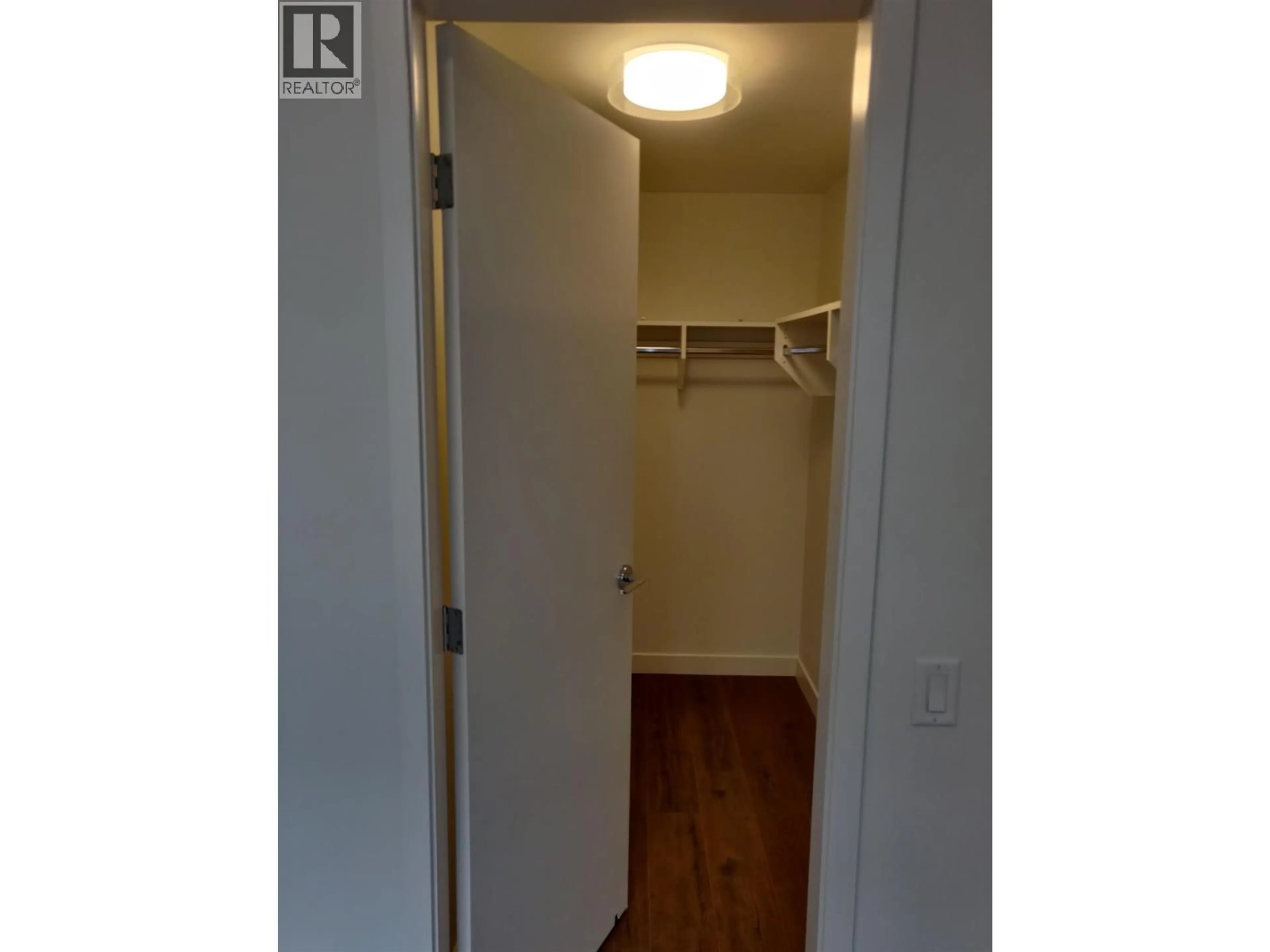 Storage room or clothes room or walk-in closet for 414 - 645 COMO LAKE AVENUE, Coquitlam British Columbia V3J0N9