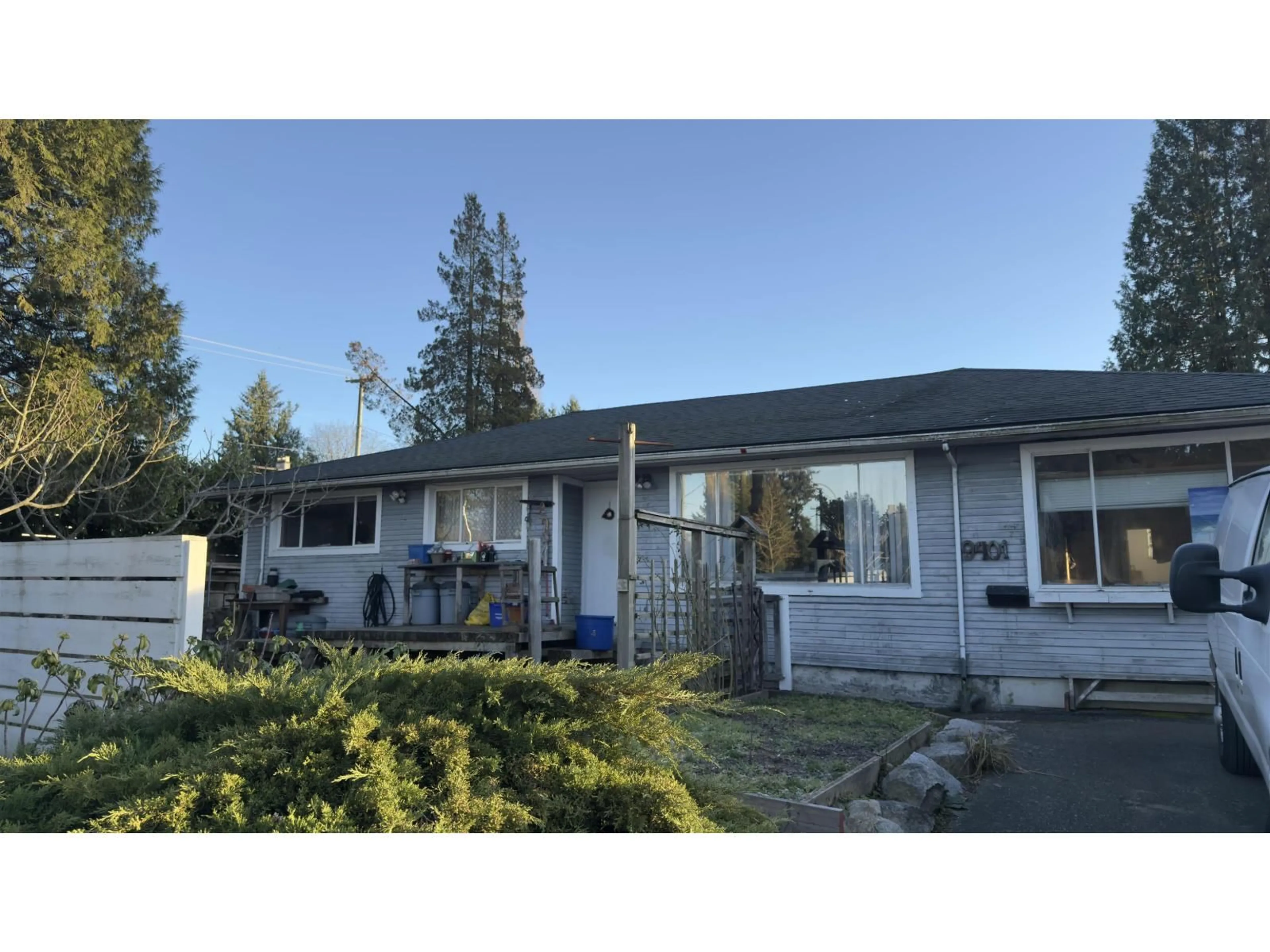 Unknown for 9401 DAWSON, Delta British Columbia V4C5G7