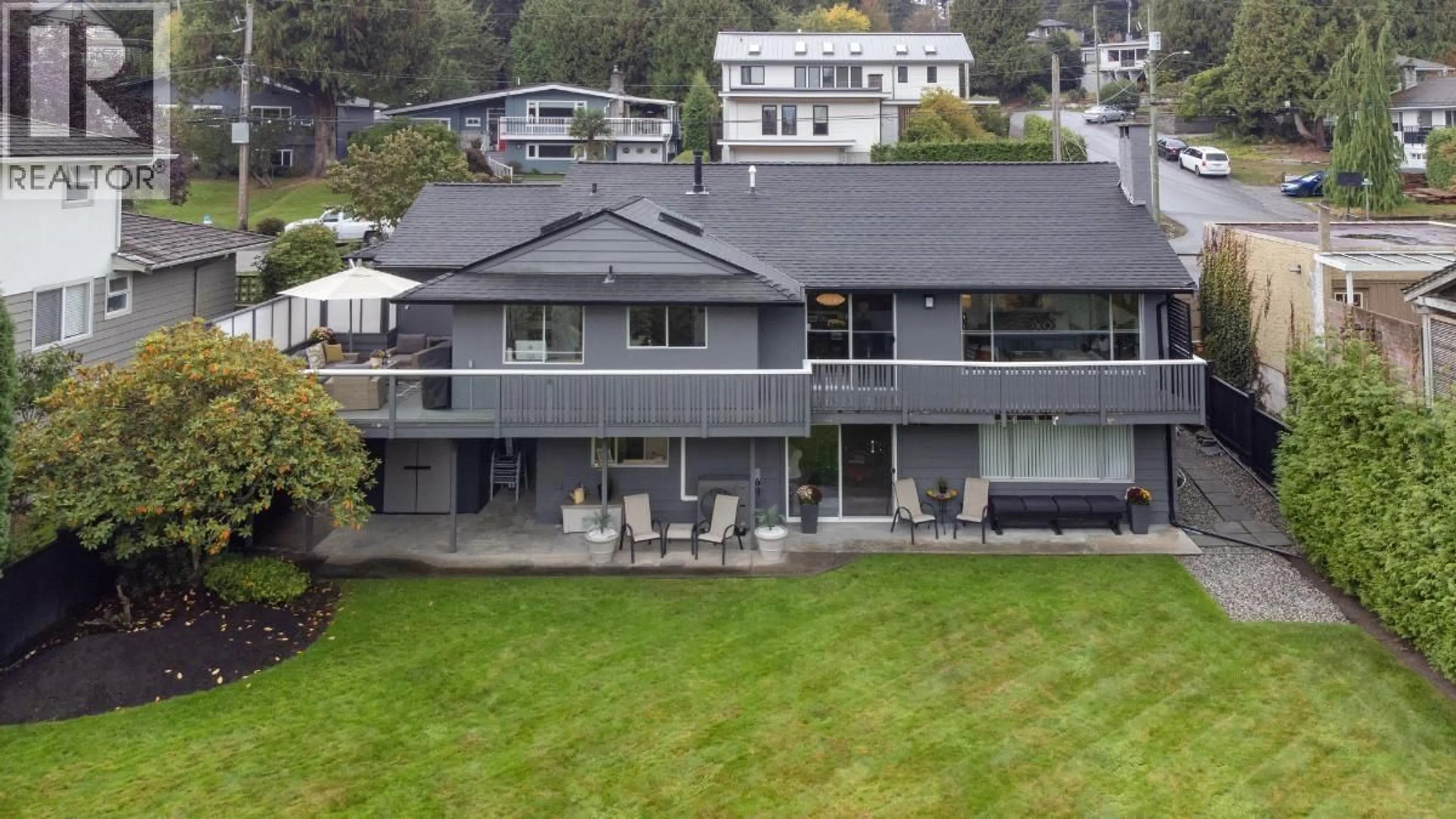 A pic from outside/outdoor area/front of a property/back of a property/a pic from drone, mountain view for 1038 BAYVIEW DRIVE, Delta British Columbia V4M2R7