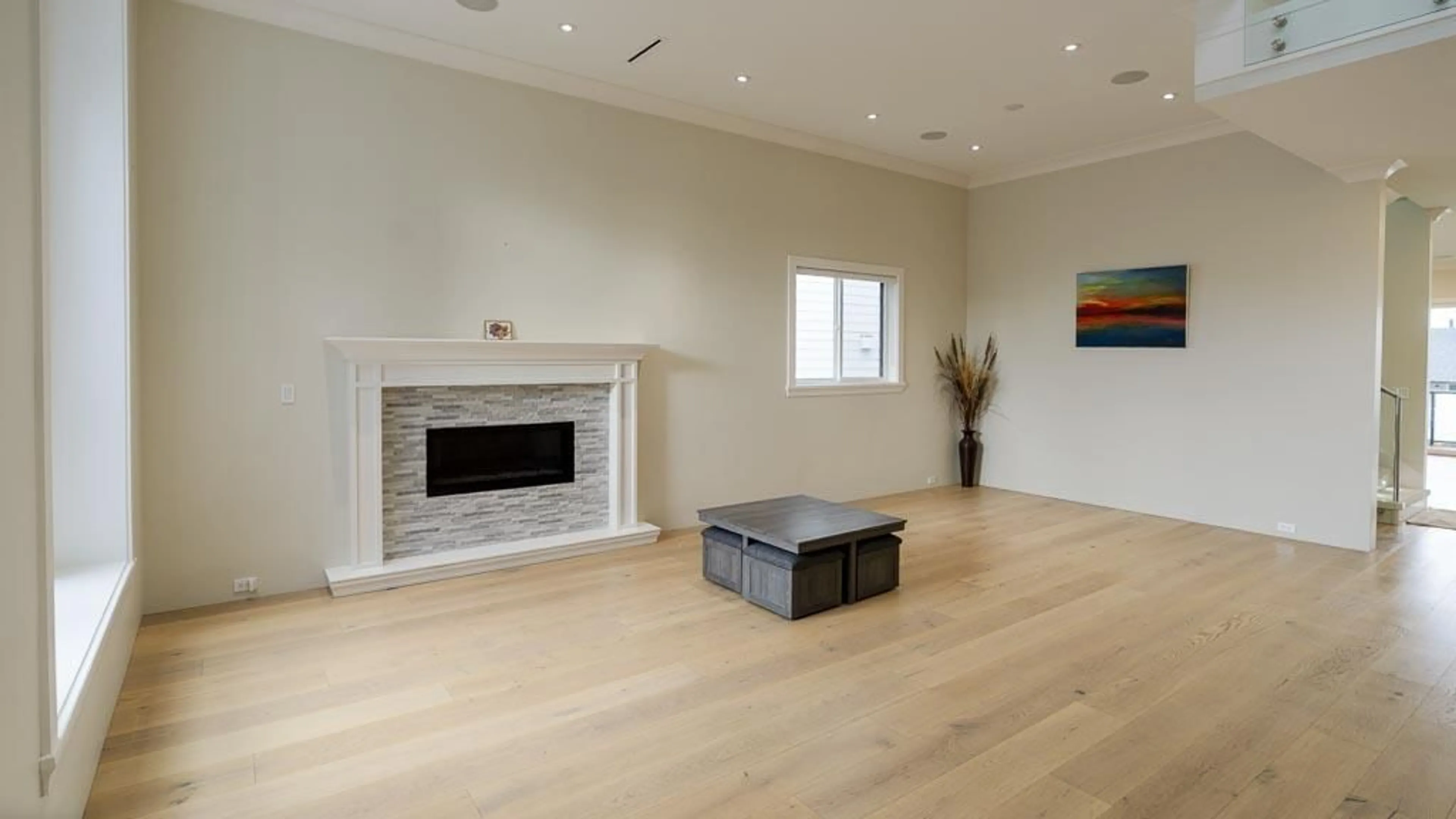 Unknown for 8978 160, Surrey British Columbia V4N2Z3