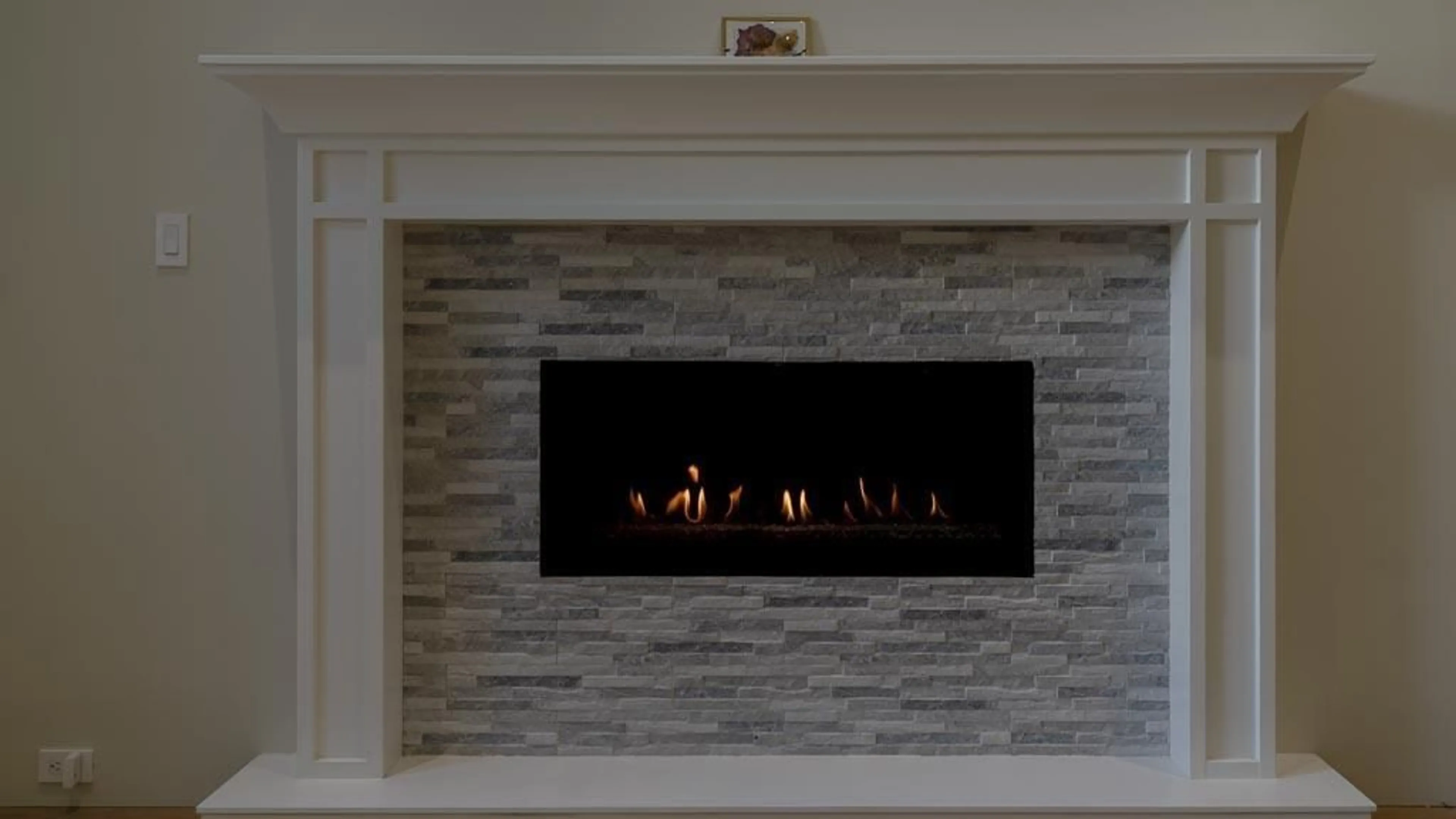 Unknown for 8978 160, Surrey British Columbia V4N2Z3