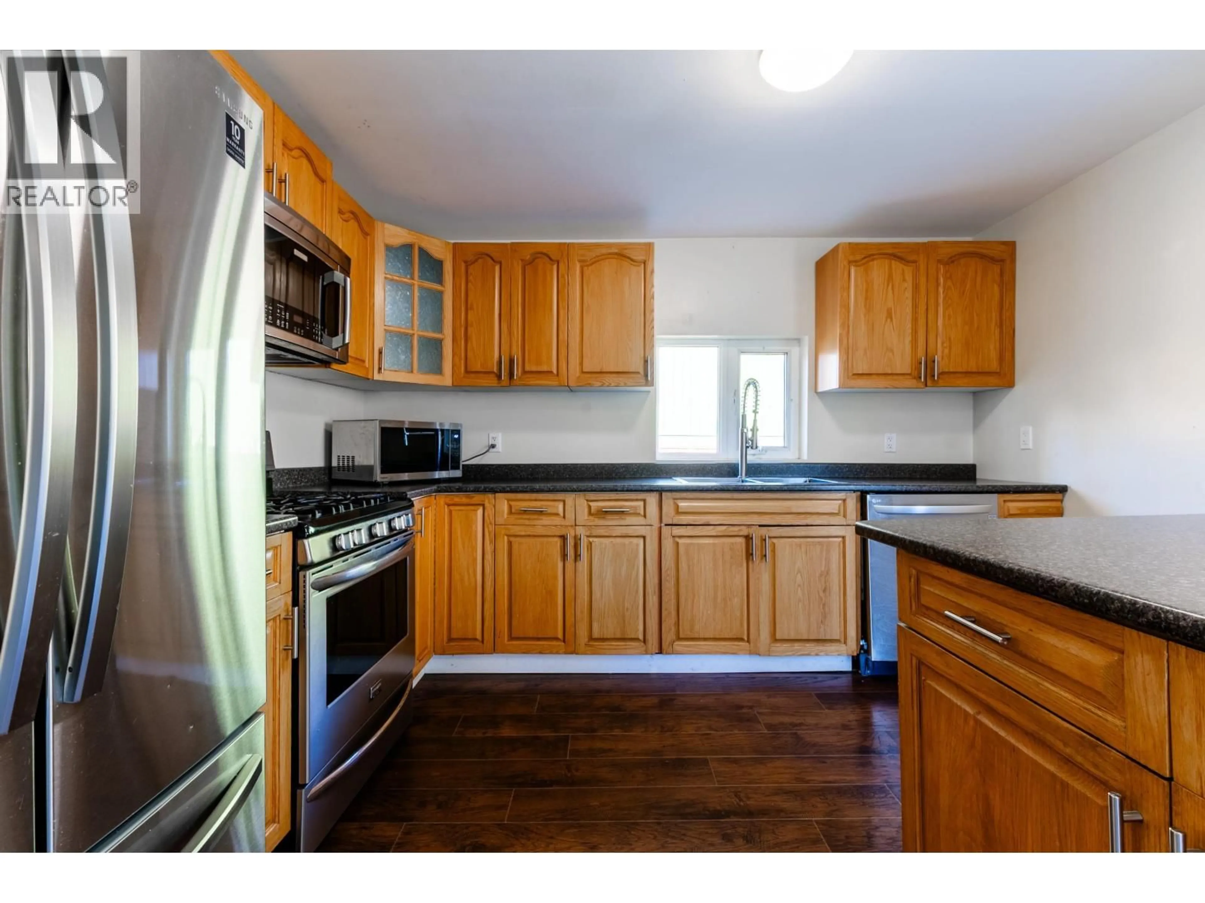 Standard kitchen, wood/laminate floor for 2380 QUADRANT CRESCENT, Prince George British Columbia V2L4W6