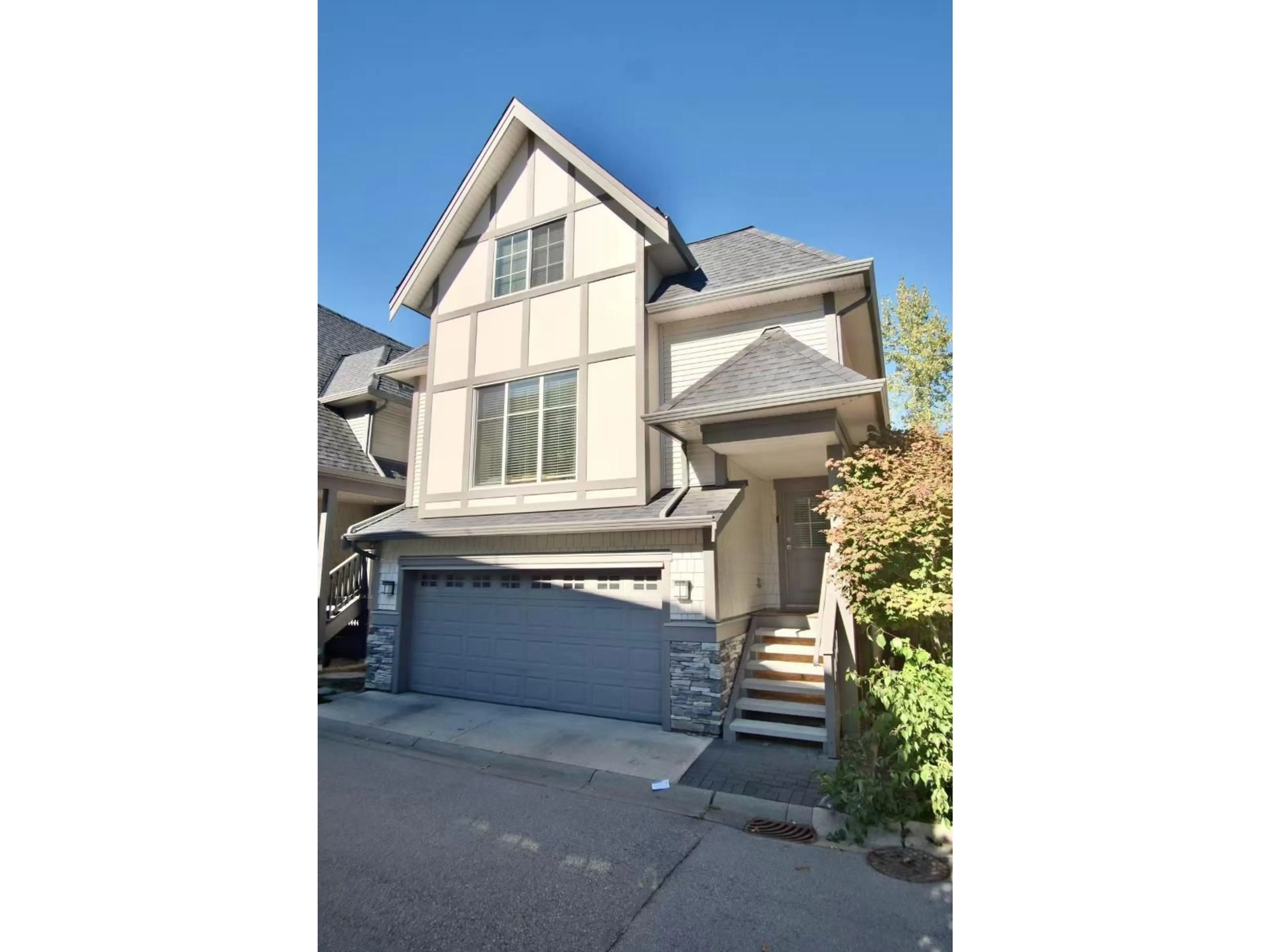 Unknown for 16 - 8217 204B, Langley British Columbia V2Y0V6
