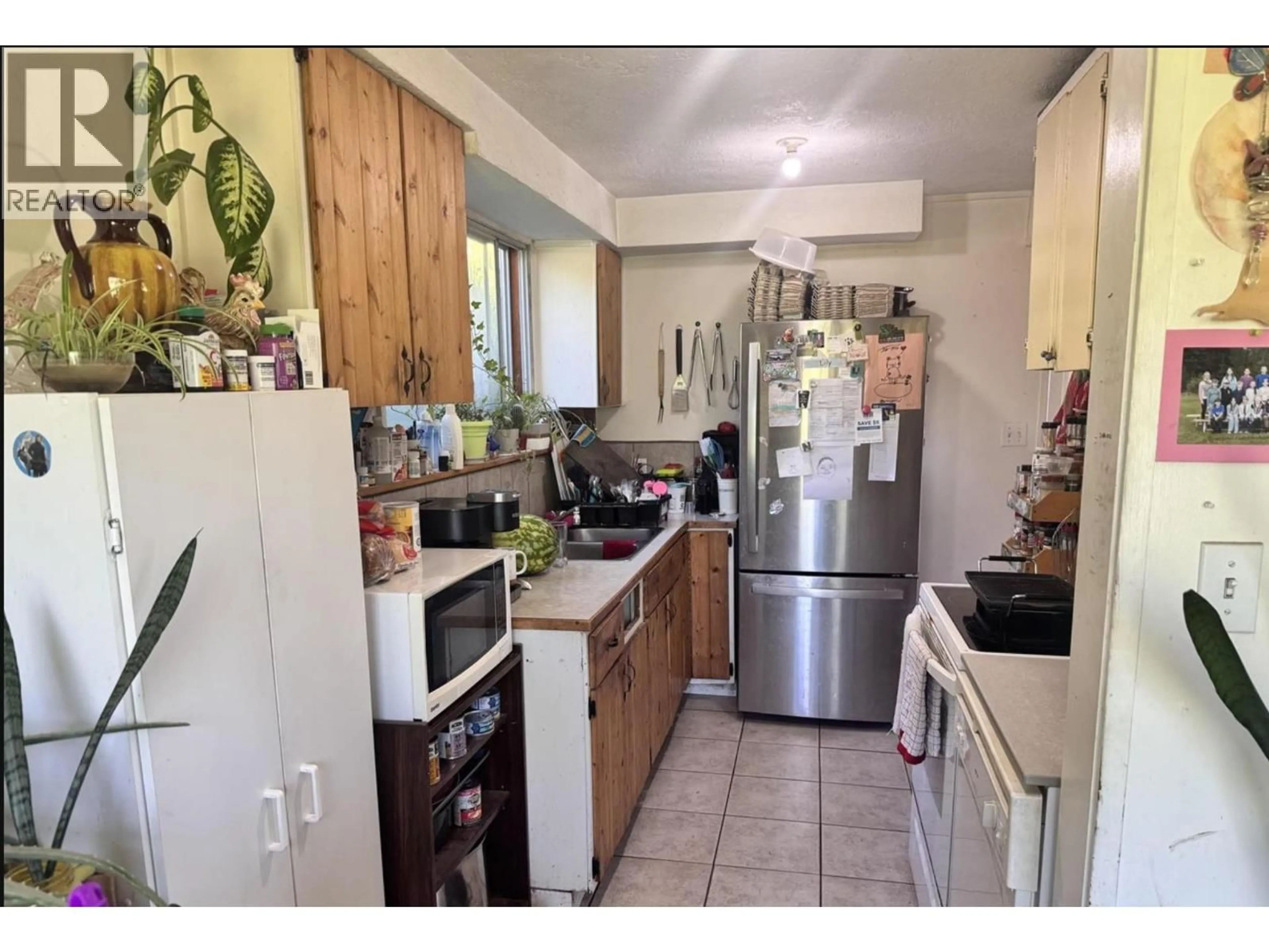 Standard kitchen, unknown for 4656 CANIM HENDRIX LAKE ROAD, Forest Grove British Columbia V0K1M0