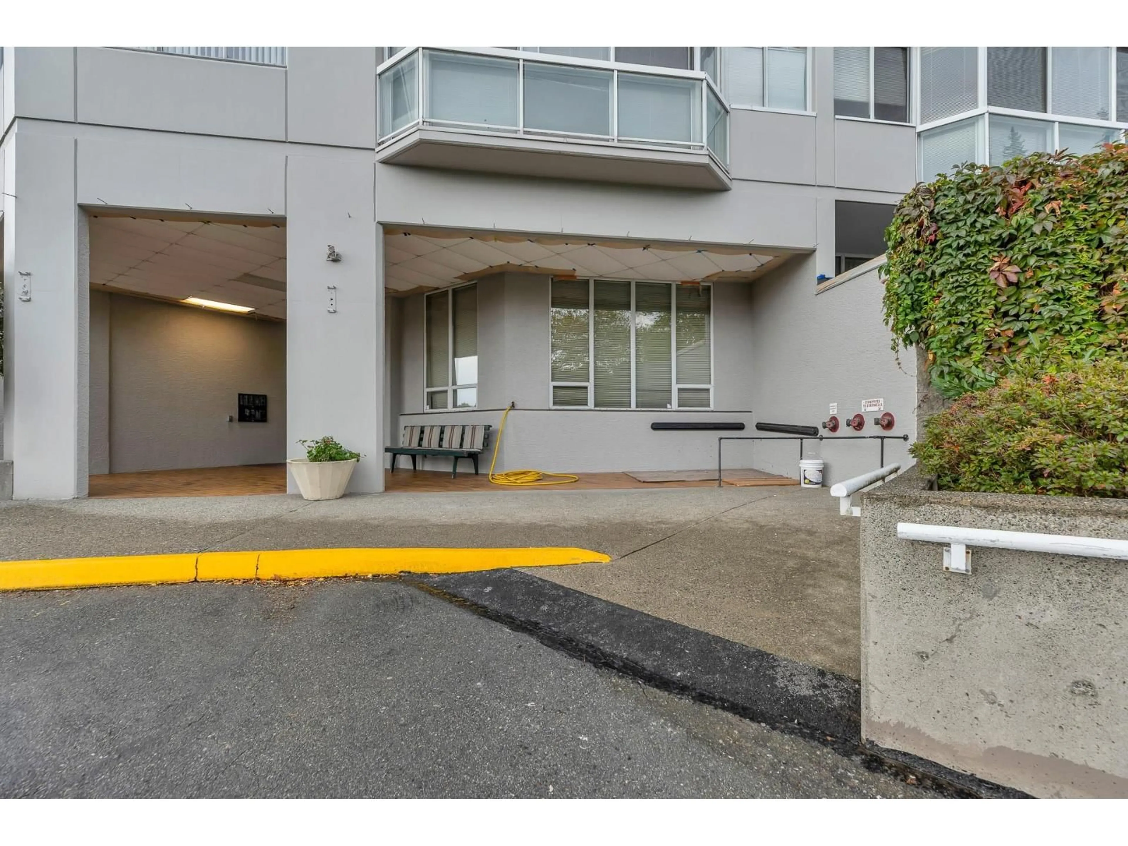 Unknown for 1408 - 11881 88, Delta British Columbia V4C8A2