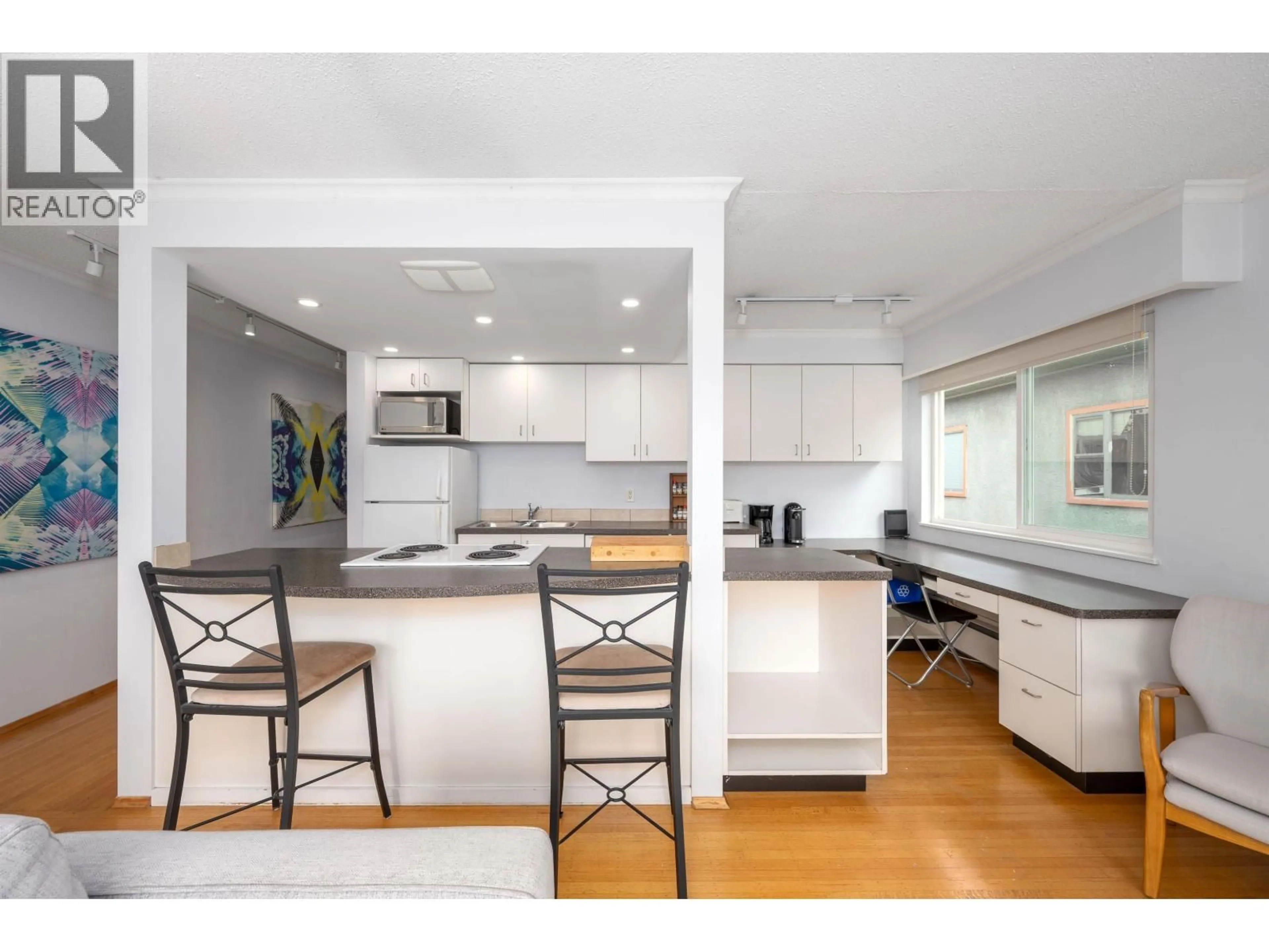 Open concept kitchen, unknown for 8 - 1235 10TH AVENUE, Vancouver British Columbia V6H1J5