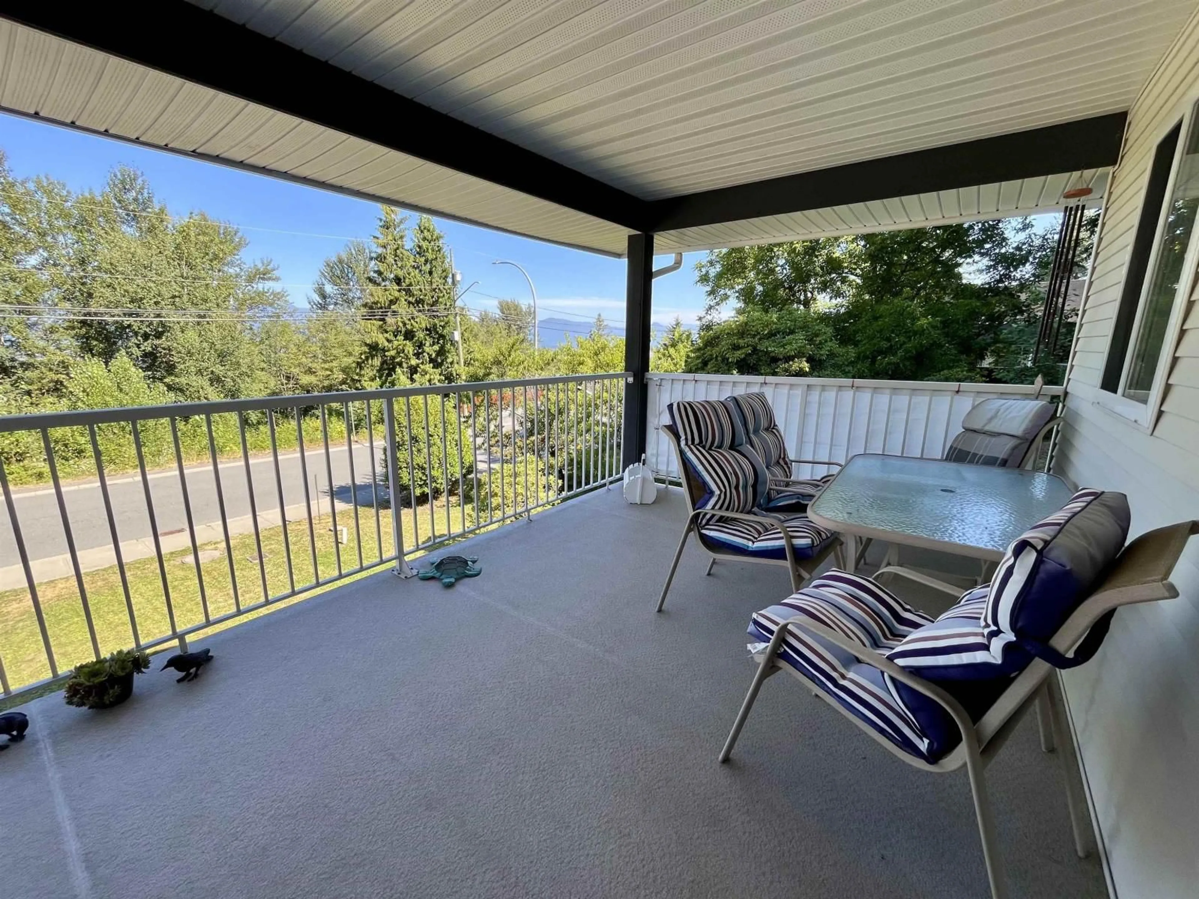 Patio, water/lake/river/ocean view for 5800 JINKERSON ROAD, Chilliwack British Columbia V2R0C8