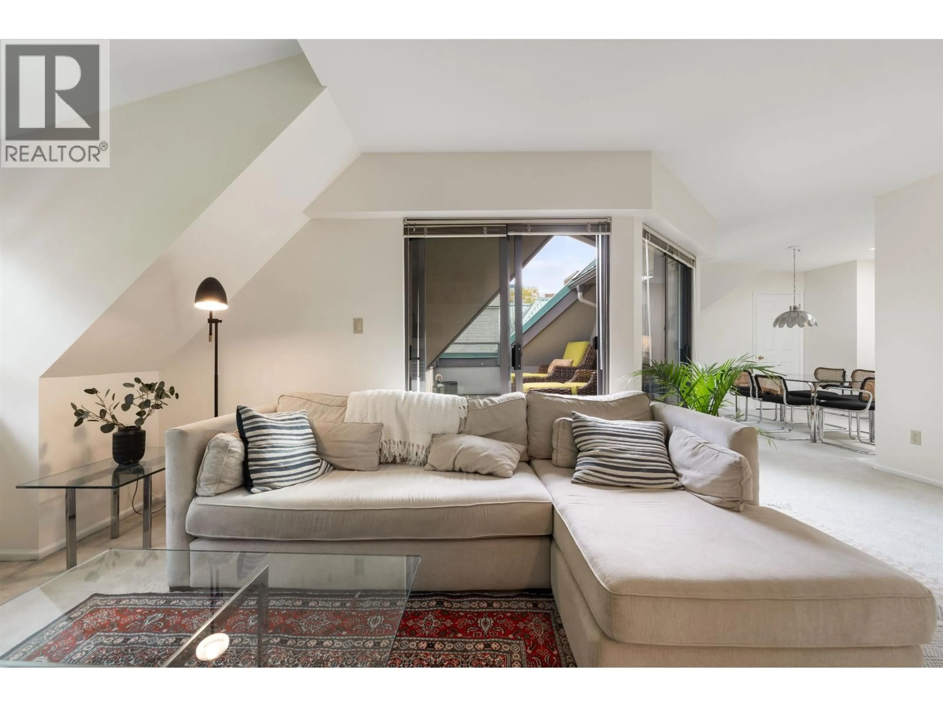 Living room with furniture, unknown for E403 - 628 12TH AVENUE, Vancouver British Columbia V5Z1M8