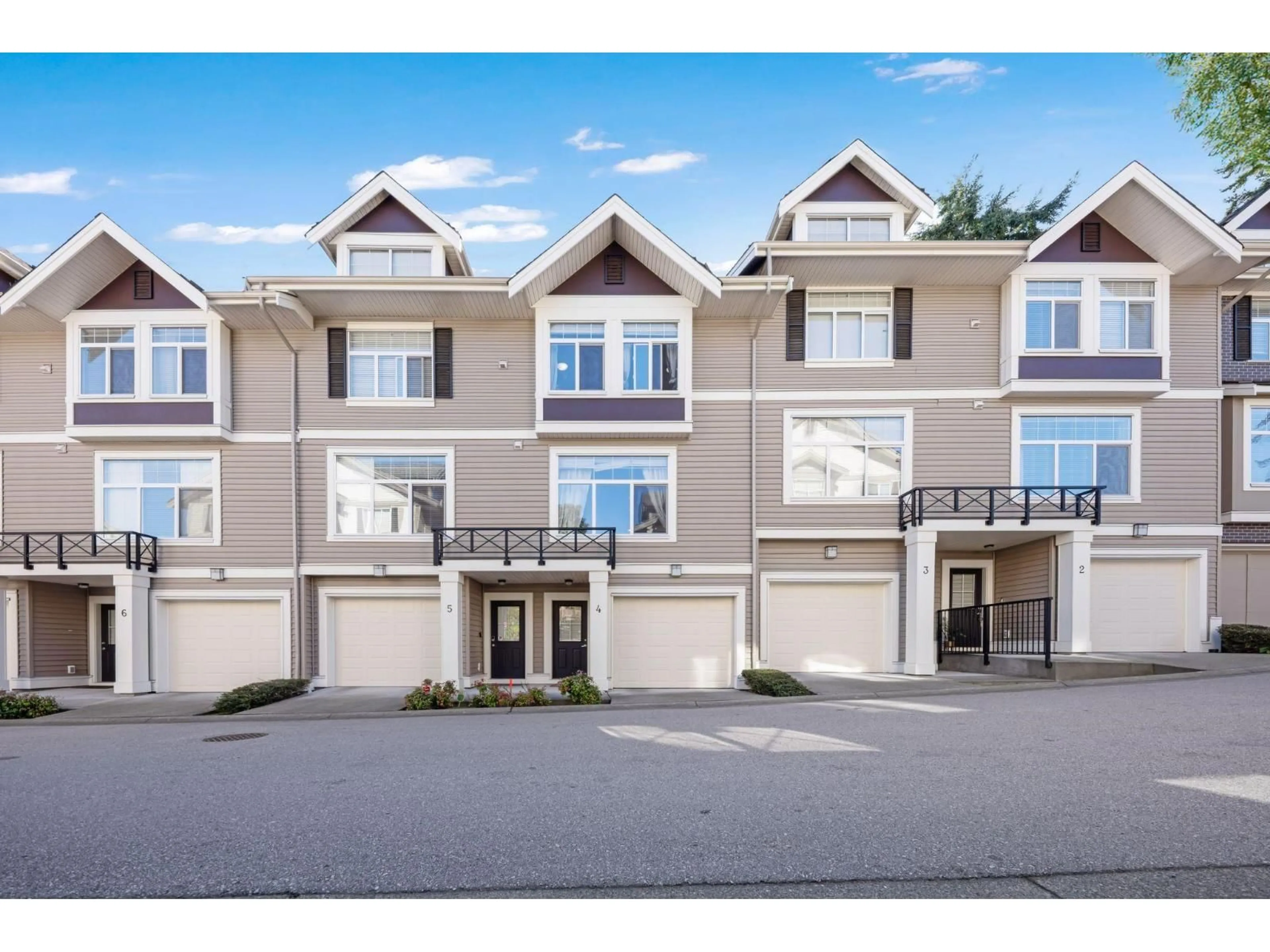 Unknown for 4 - 14377 60TH, Surrey British Columbia V3X0E2