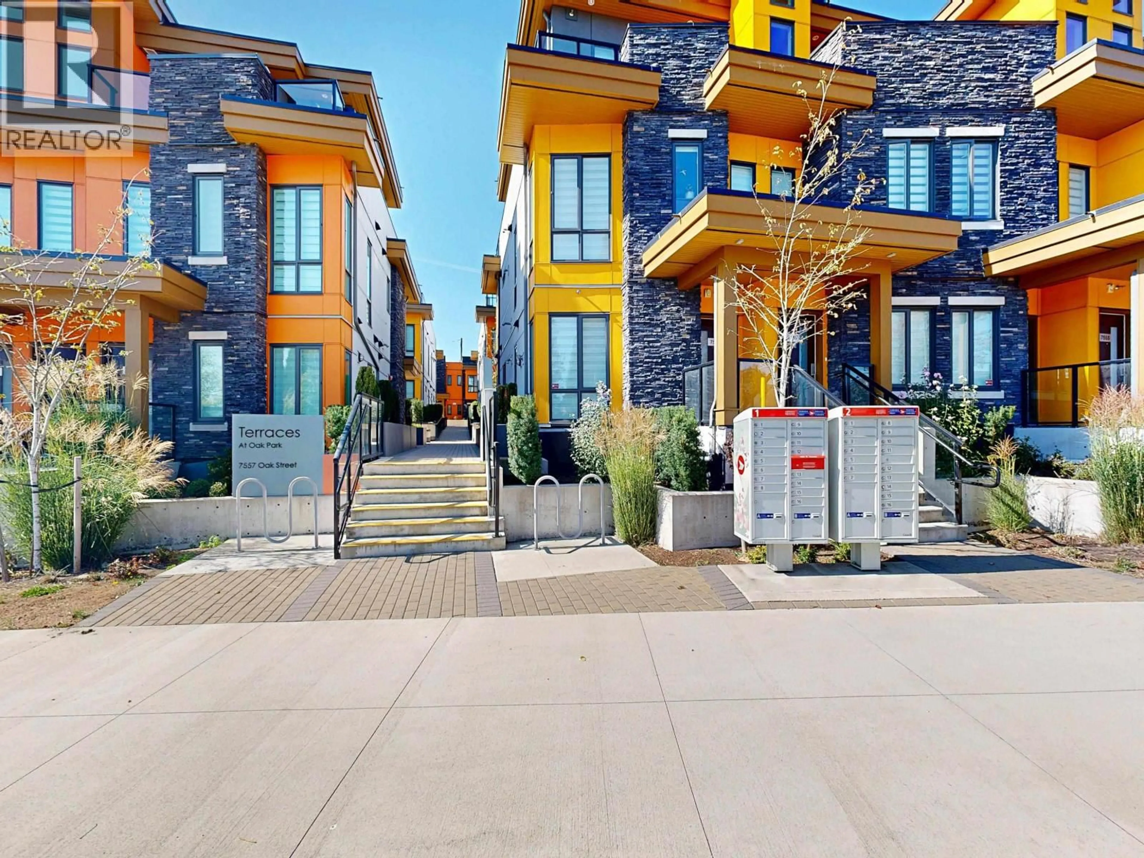 Unknown for 38 - 7567 OAK STREET, Vancouver British Columbia V6P4A4