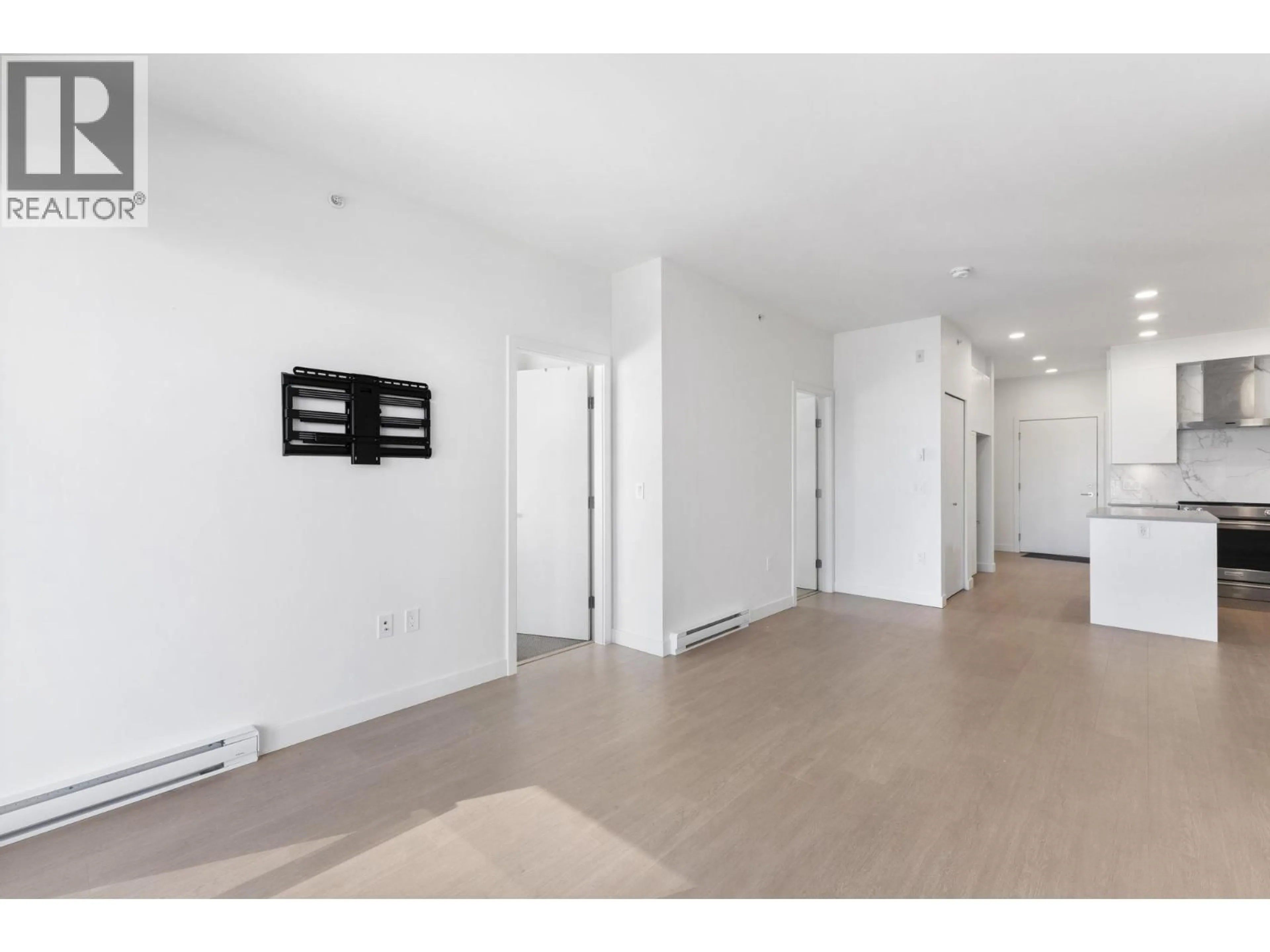 Unknown for 410 - 7123 11 AVENUE, Burnaby British Columbia V3N0J6