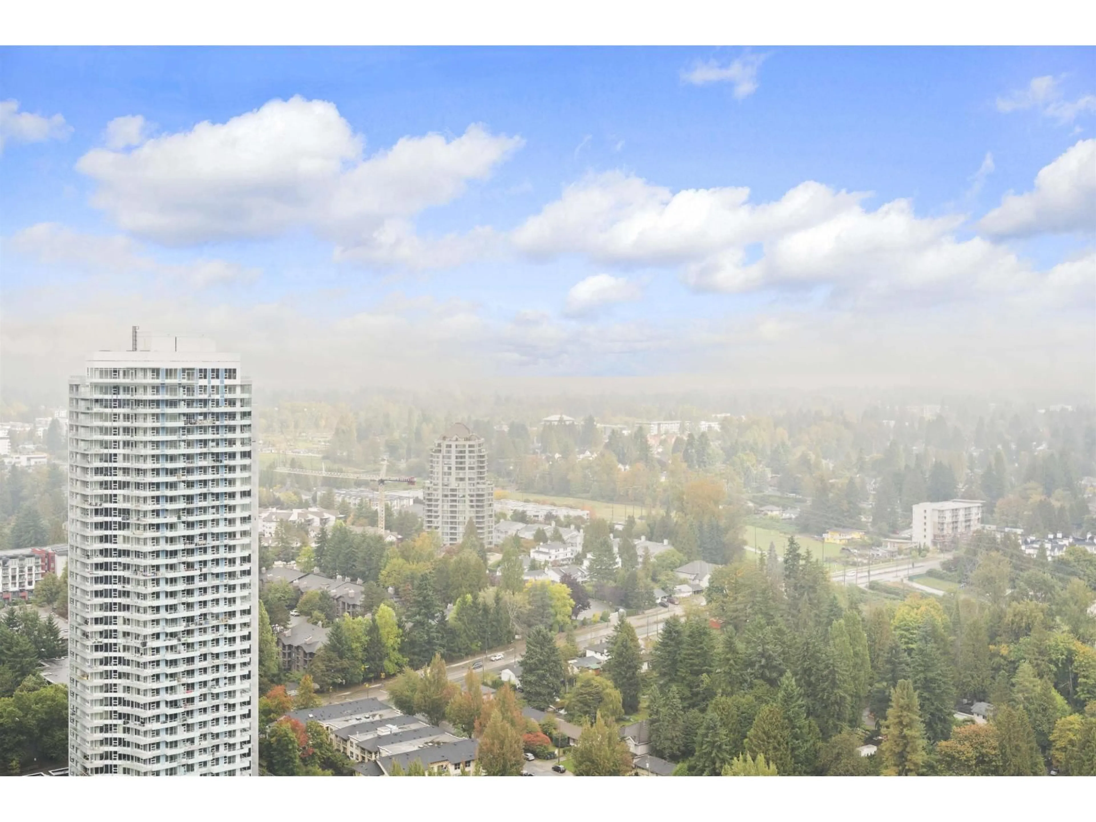 Blurry image for 3704 - 13745 GEORGE JUNCTION, Surrey British Columbia V3T4Y3