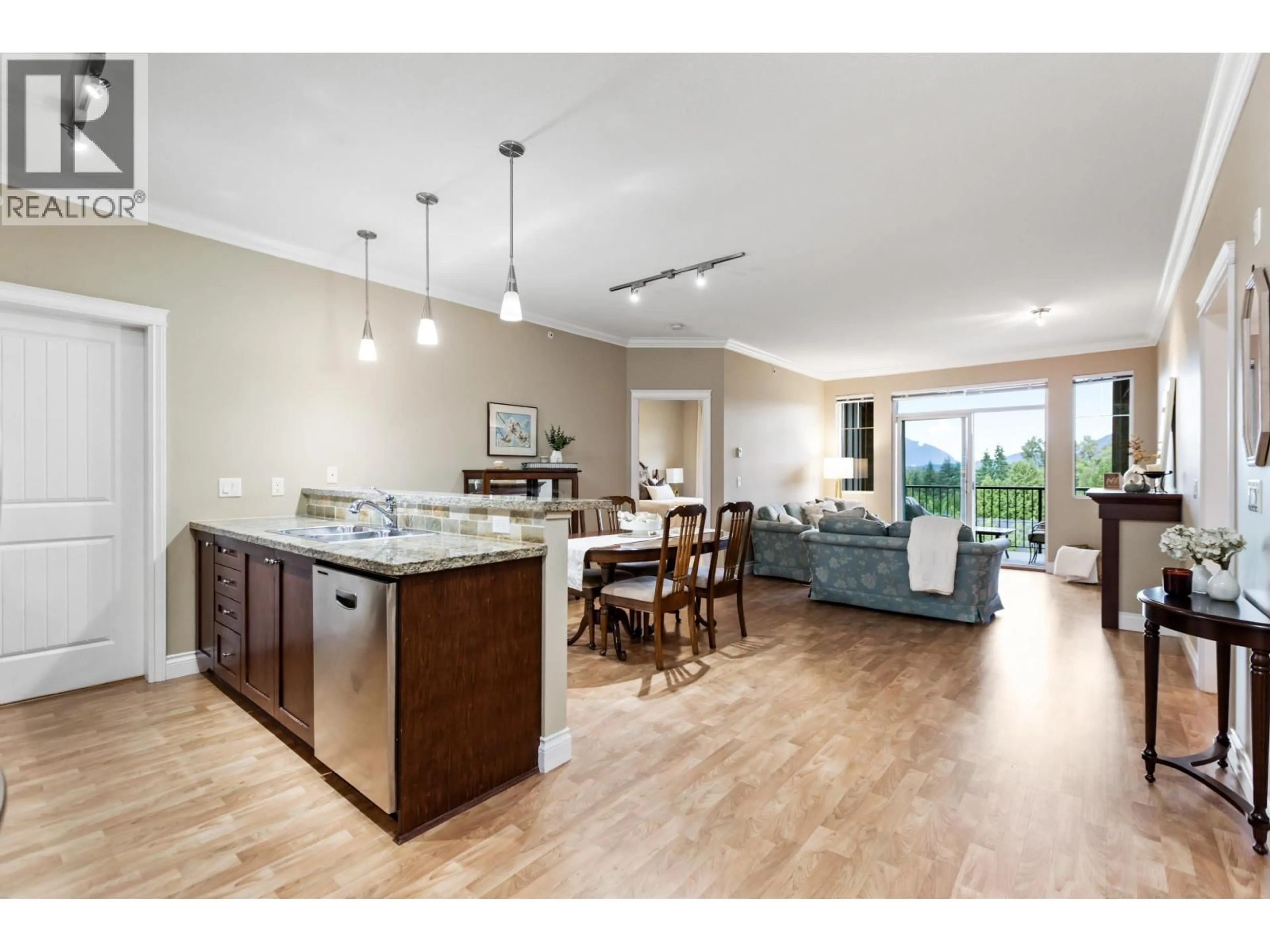 Open concept kitchen, unknown for 428 - 12258 224 STREET, Maple Ridge British Columbia V2X8Y5