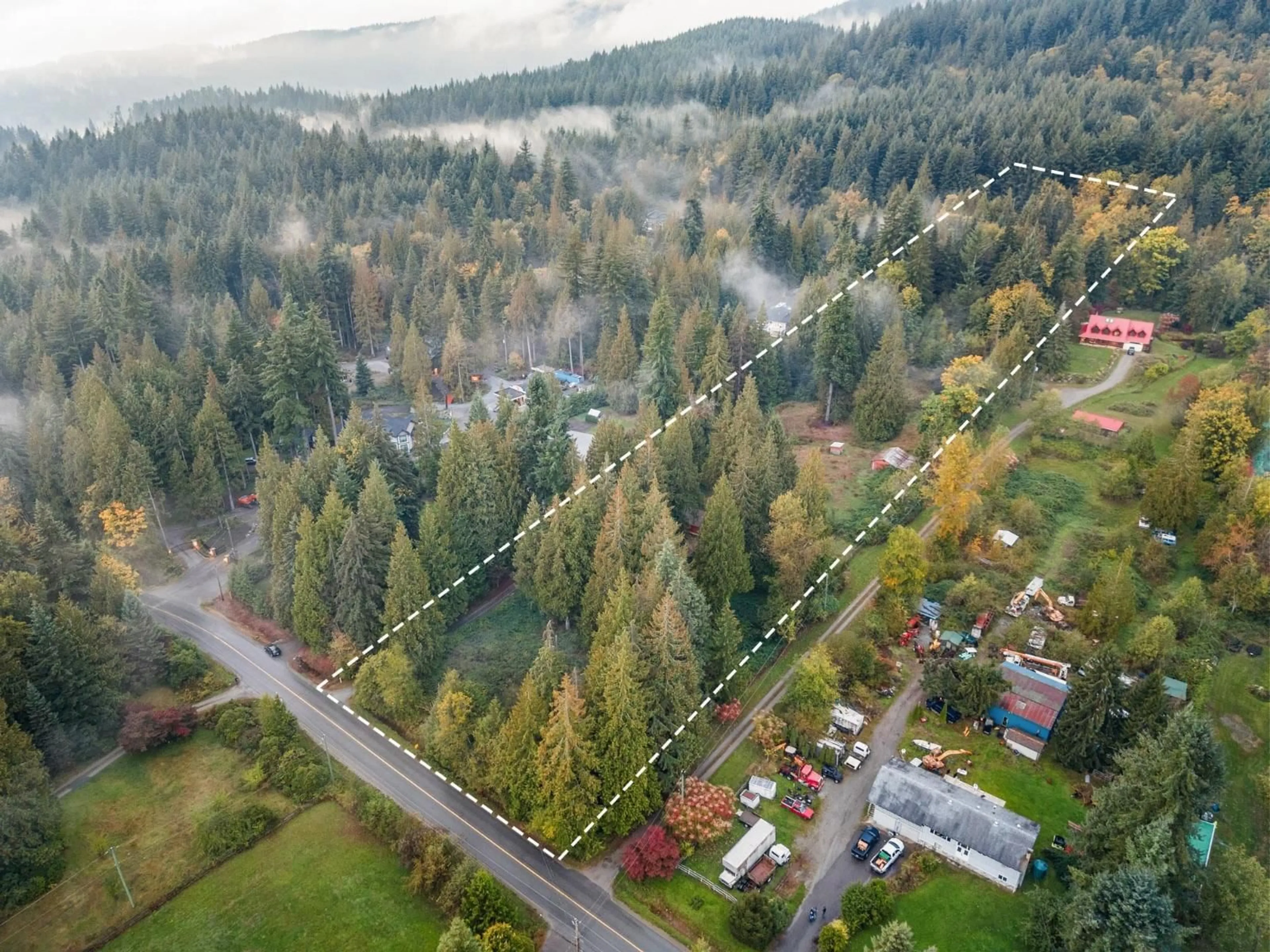 A pic from outside/outdoor area/front of a property/back of a property/a pic from drone, forest/trees view for 33213 RICHARDS, Mission British Columbia V2V7E5