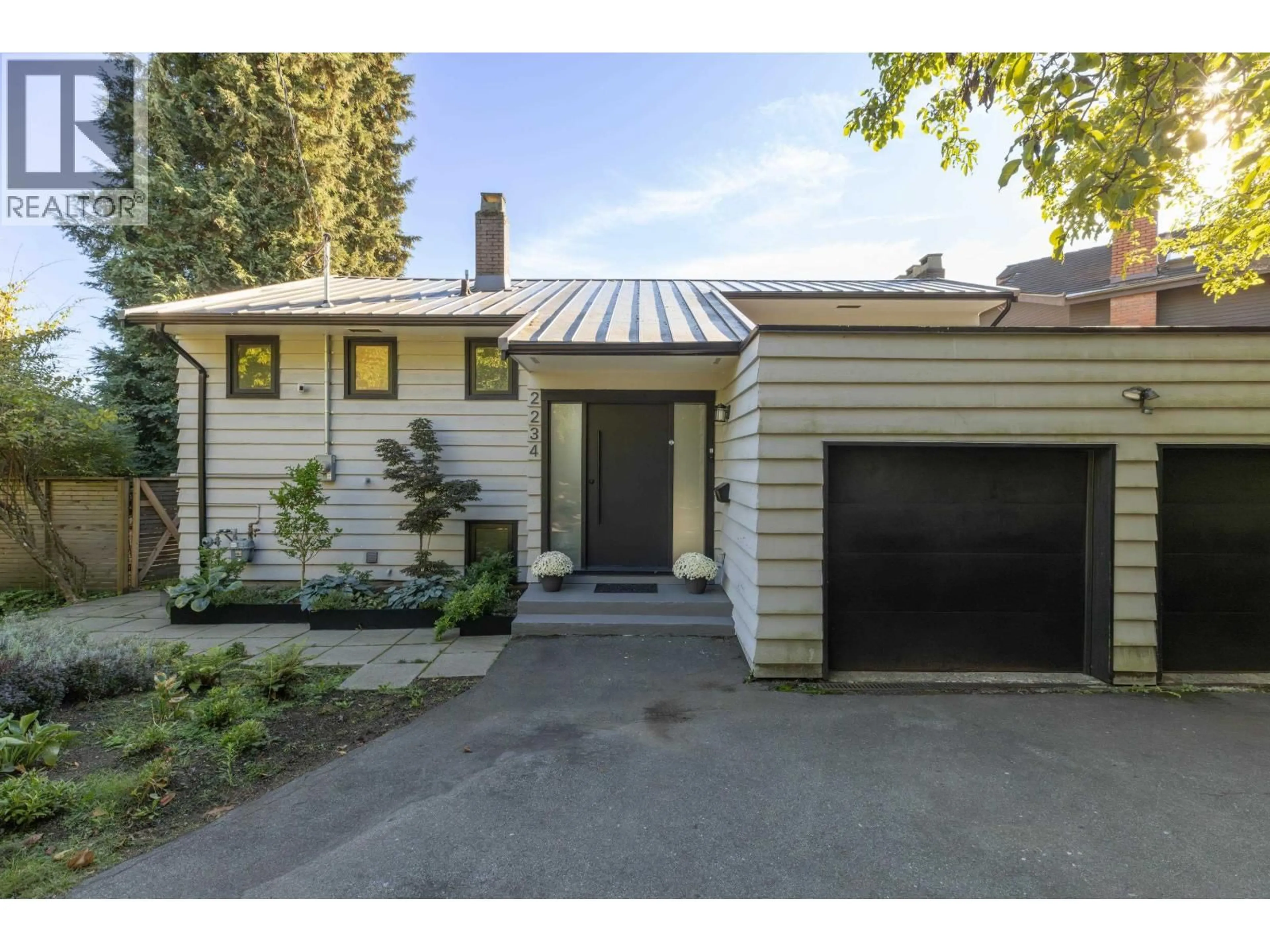 Unknown for 2234 PALMERSTON AVENUE, West Vancouver British Columbia V7V2V8