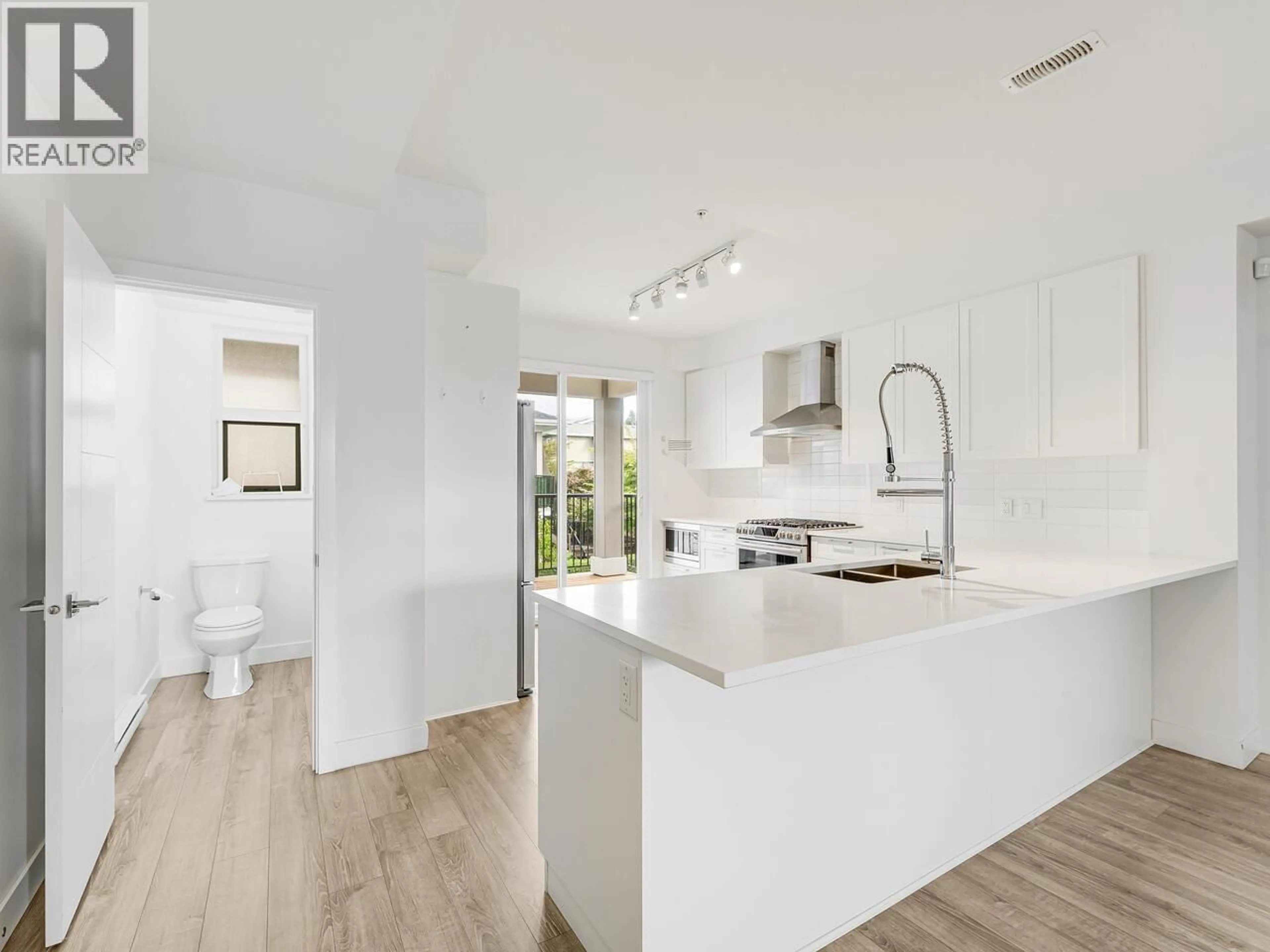 Open concept kitchen, unknown for 6 - 2145 PRAIRIE AVENUE, Port Coquitlam British Columbia V3B0P1