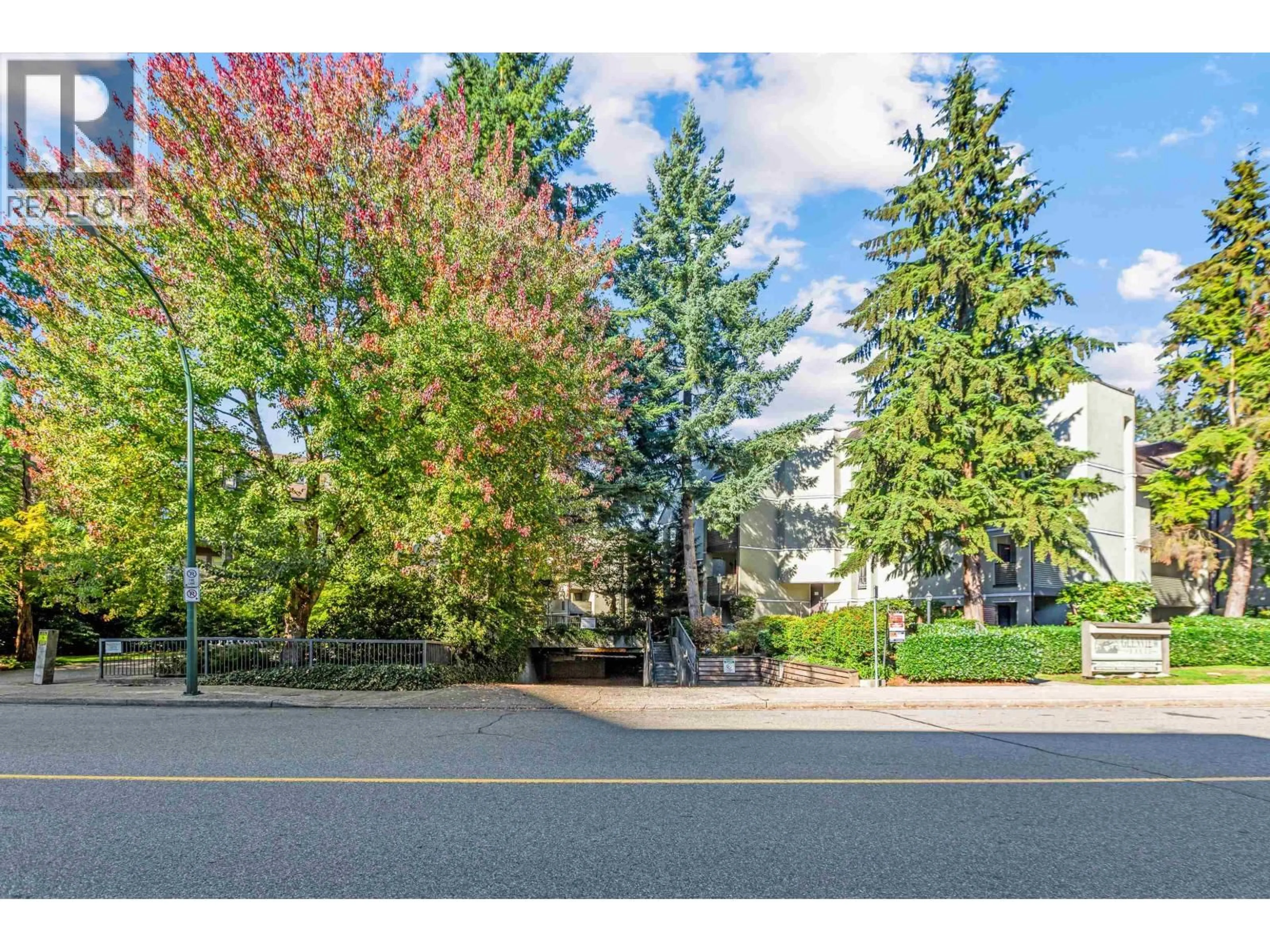 A pic from outside/outdoor area/front of a property/back of a property/a pic from drone, street for 406 - 1200 PACIFIC STREET, Coquitlam British Columbia V3B6K2