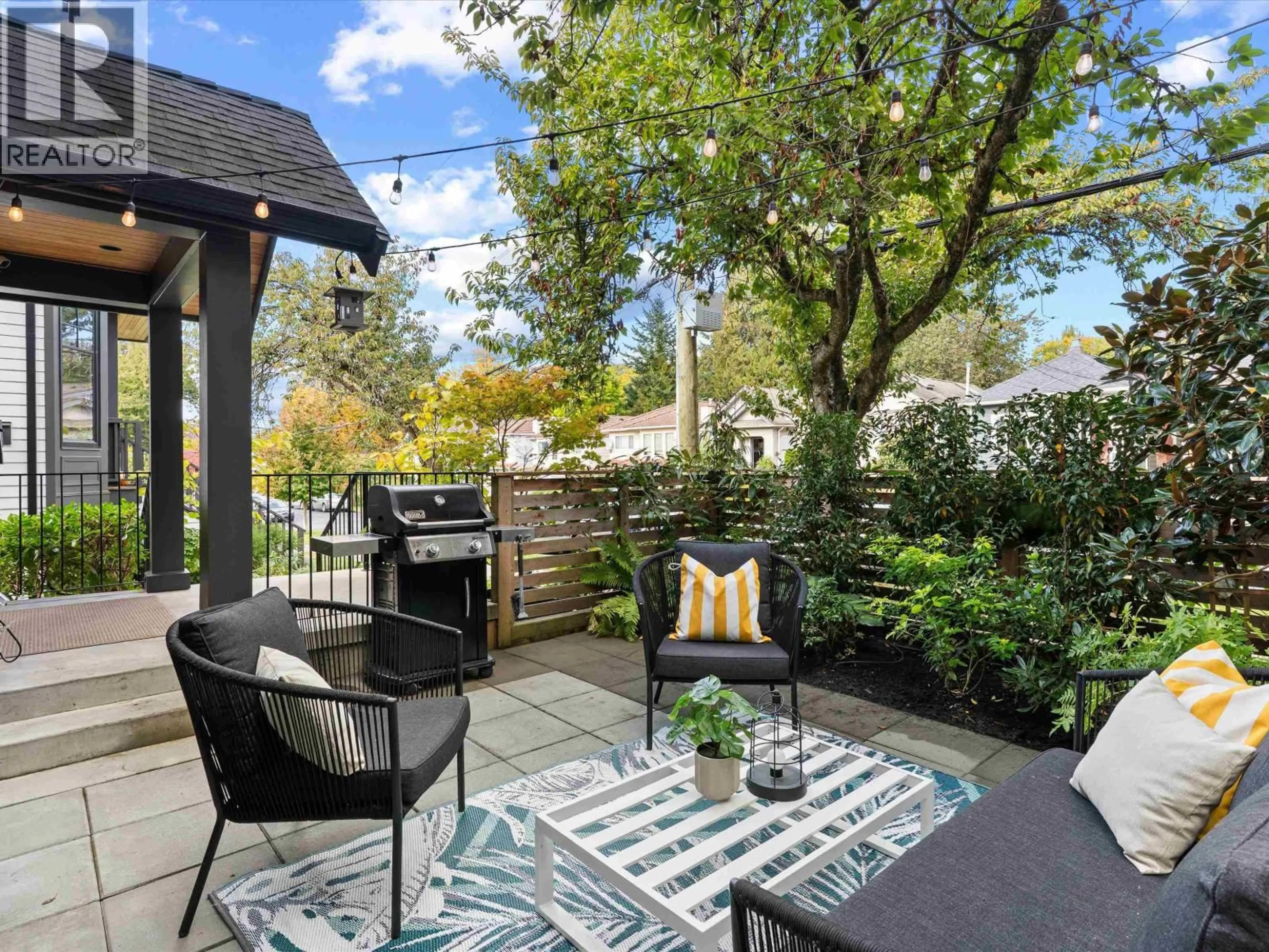 Patio, street for 1148 22ND AVENUE, Vancouver British Columbia V5V1W4