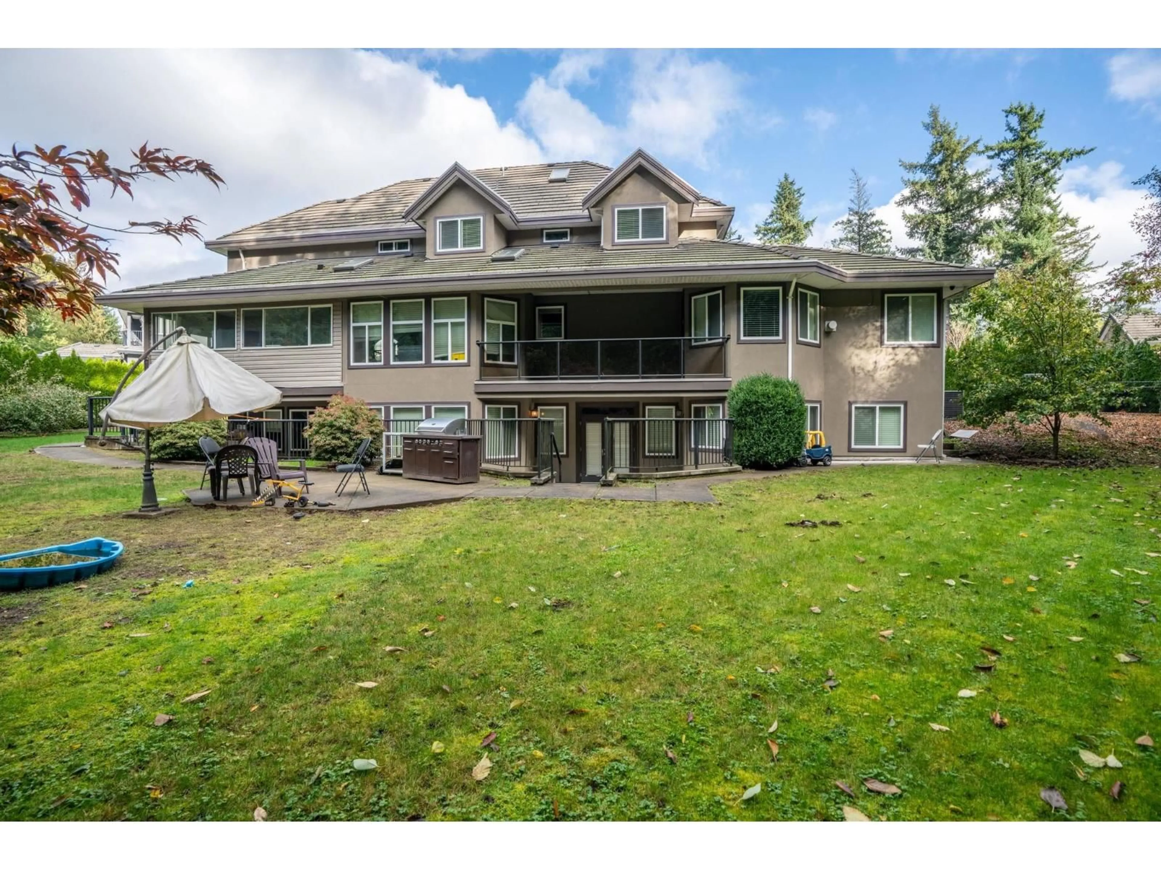 Unknown for 5479 124B, Surrey British Columbia V3X3T1