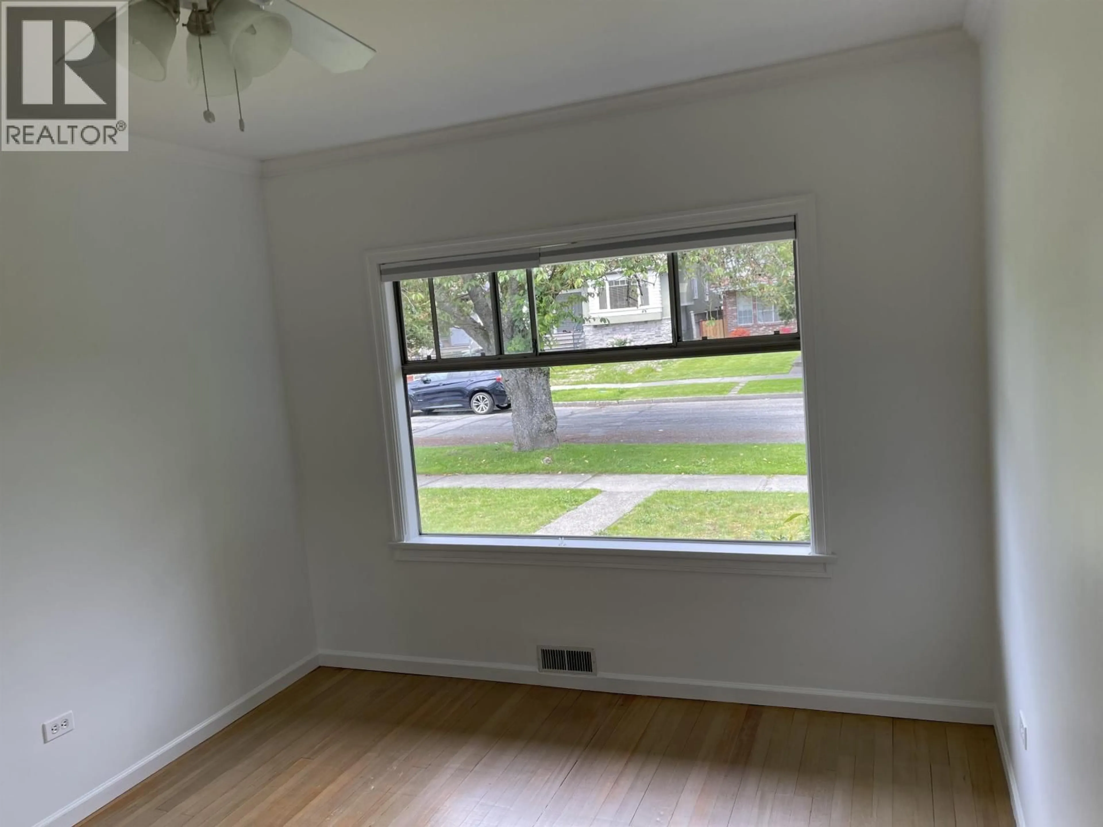 A pic of a room for 34 47TH AVENUE, Vancouver British Columbia V5Y2X8
