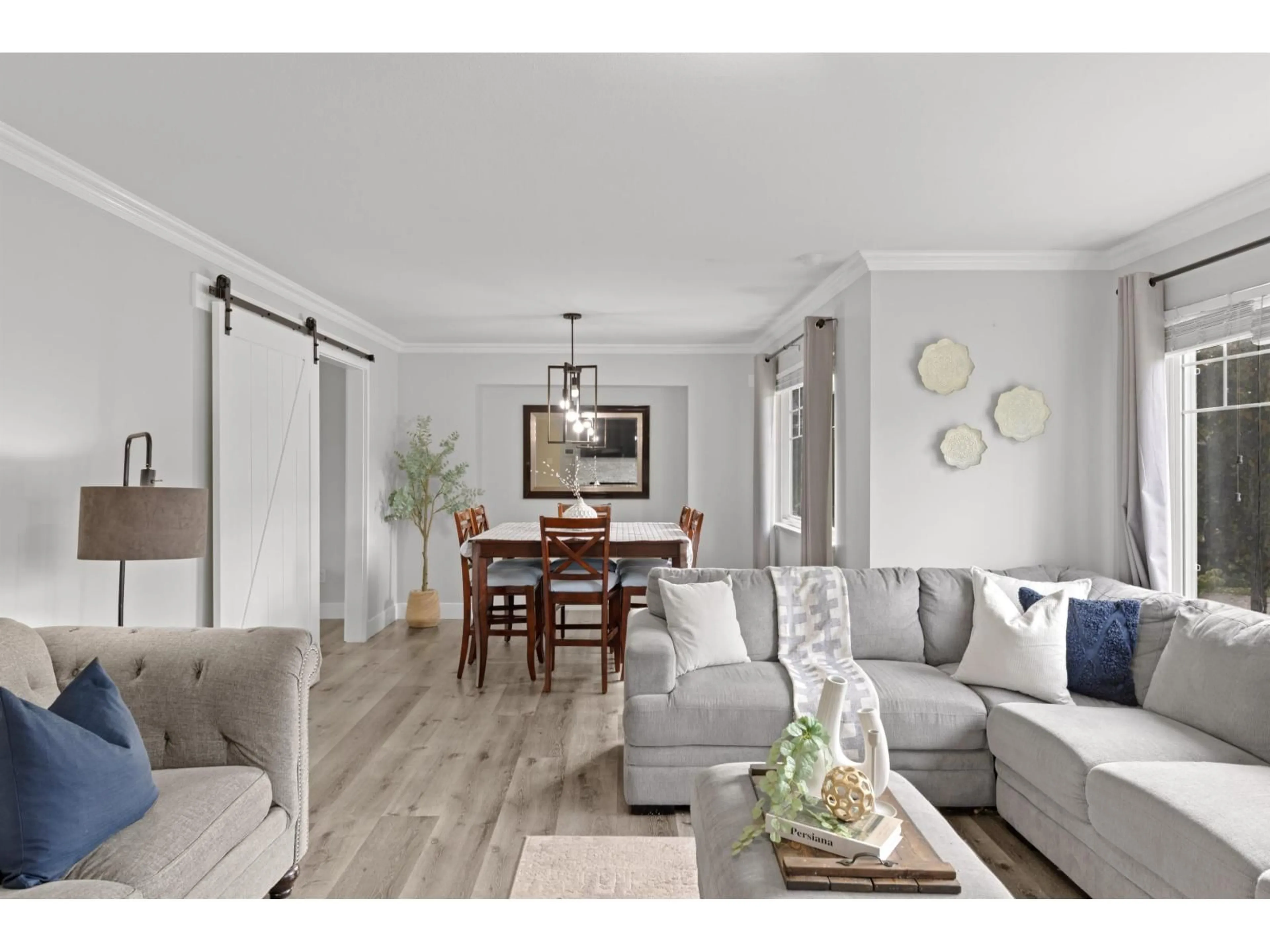 Living room with furniture, unknown for 2770 272A, Langley British Columbia V4W4A5