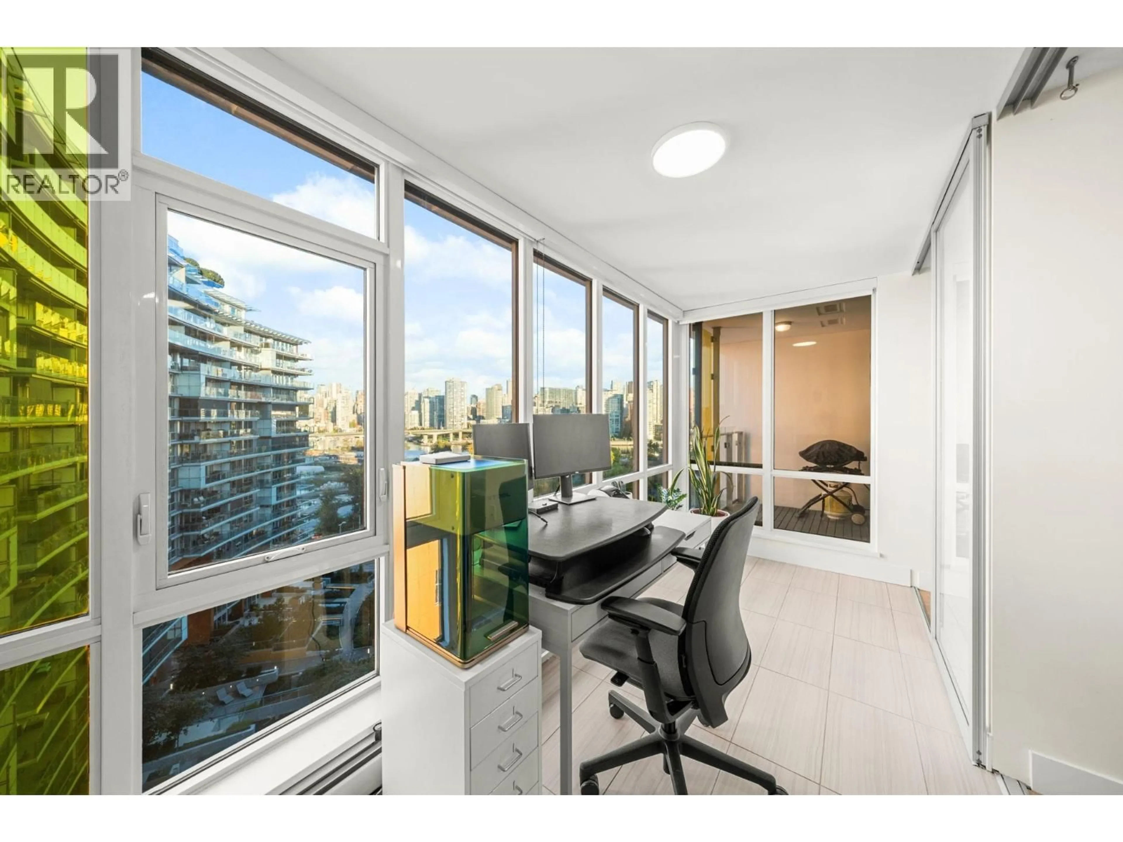A pic of a room for 1201 - 1788 COLUMBIA STREET, Vancouver British Columbia V5Y0L7