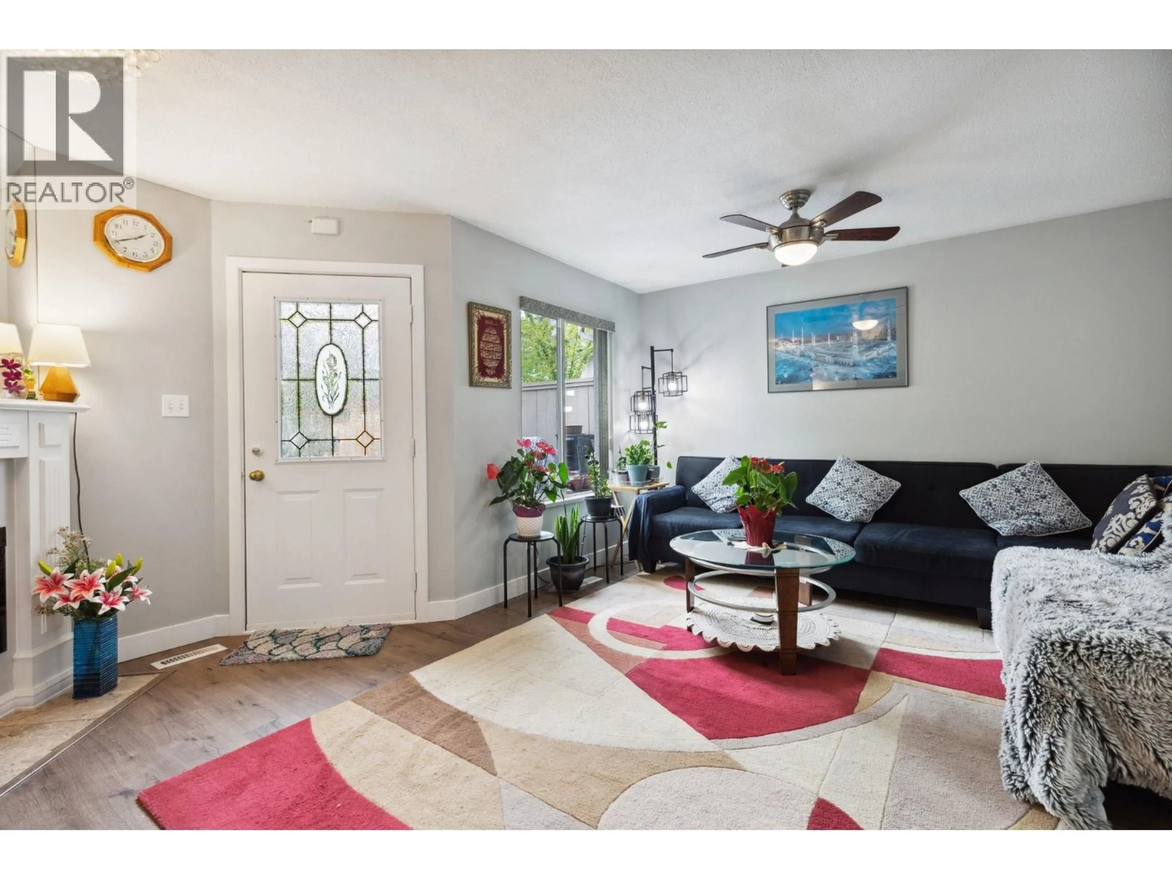 Living room with furniture, unknown for 2 - 8531 BENNETT ROAD, Richmond British Columbia V6Y3M6