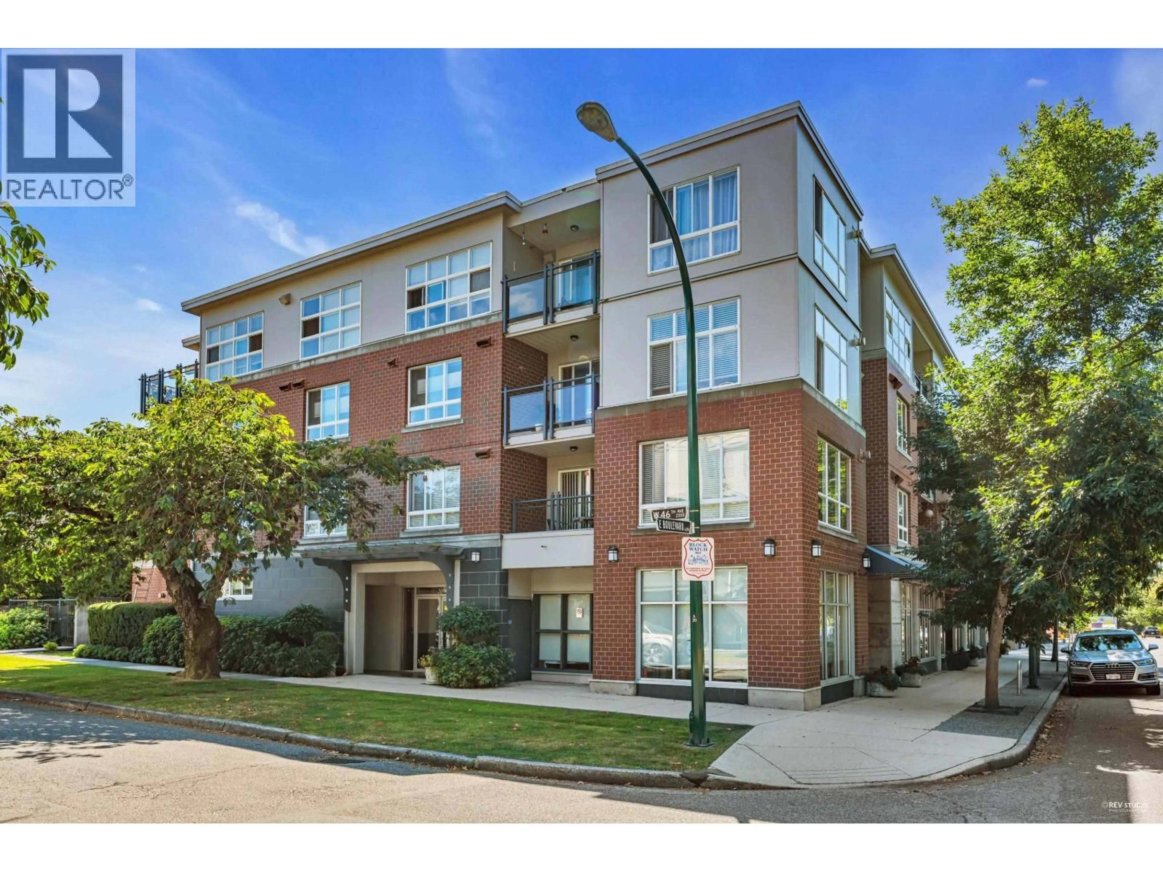 Home with brick exterior material, unknown for 301 - 2096 W 46TH AVENUE, Vancouver British Columbia V6M2K9