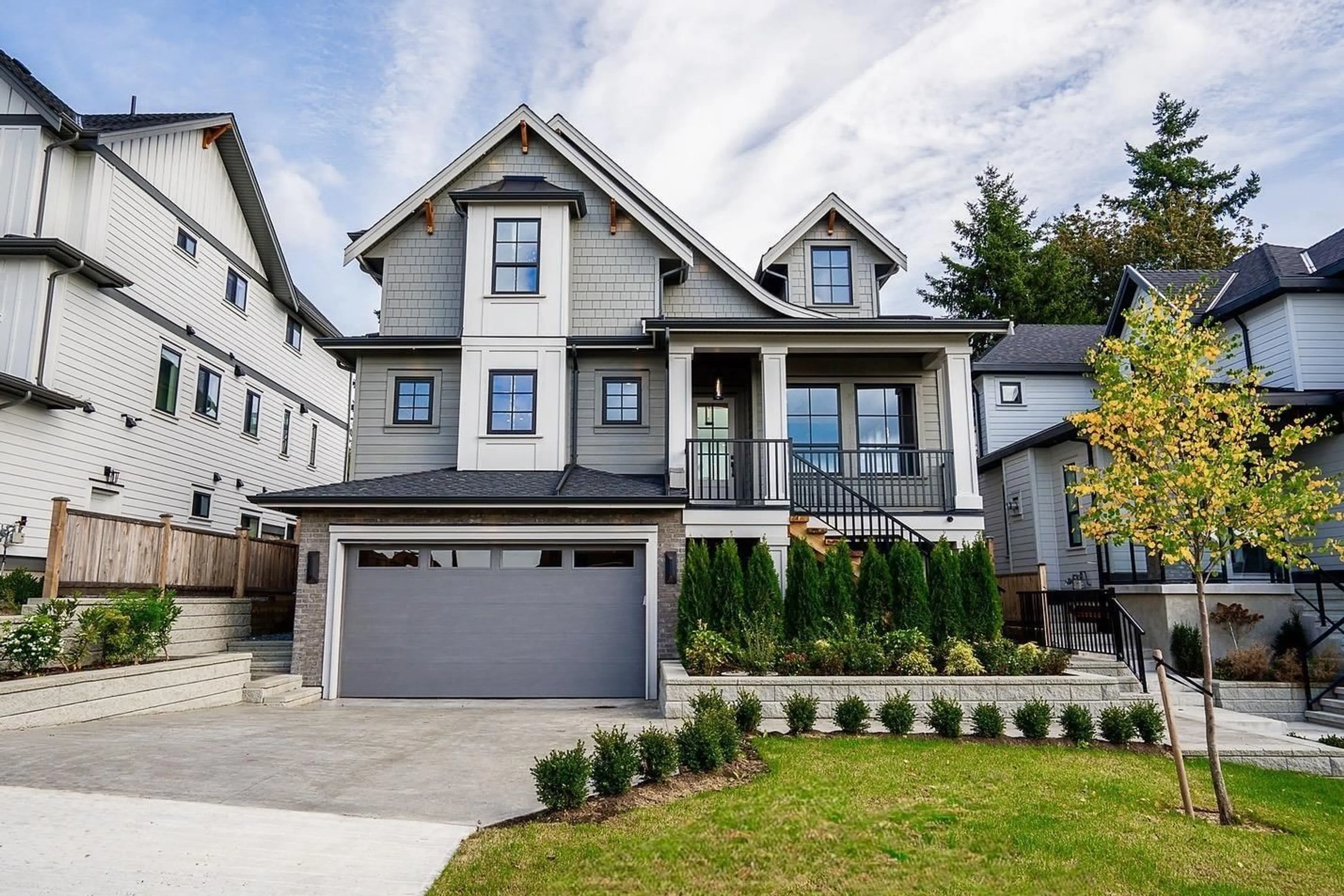 Home with vinyl exterior material, street for 16625 BELL, Surrey British Columbia V3S1H7