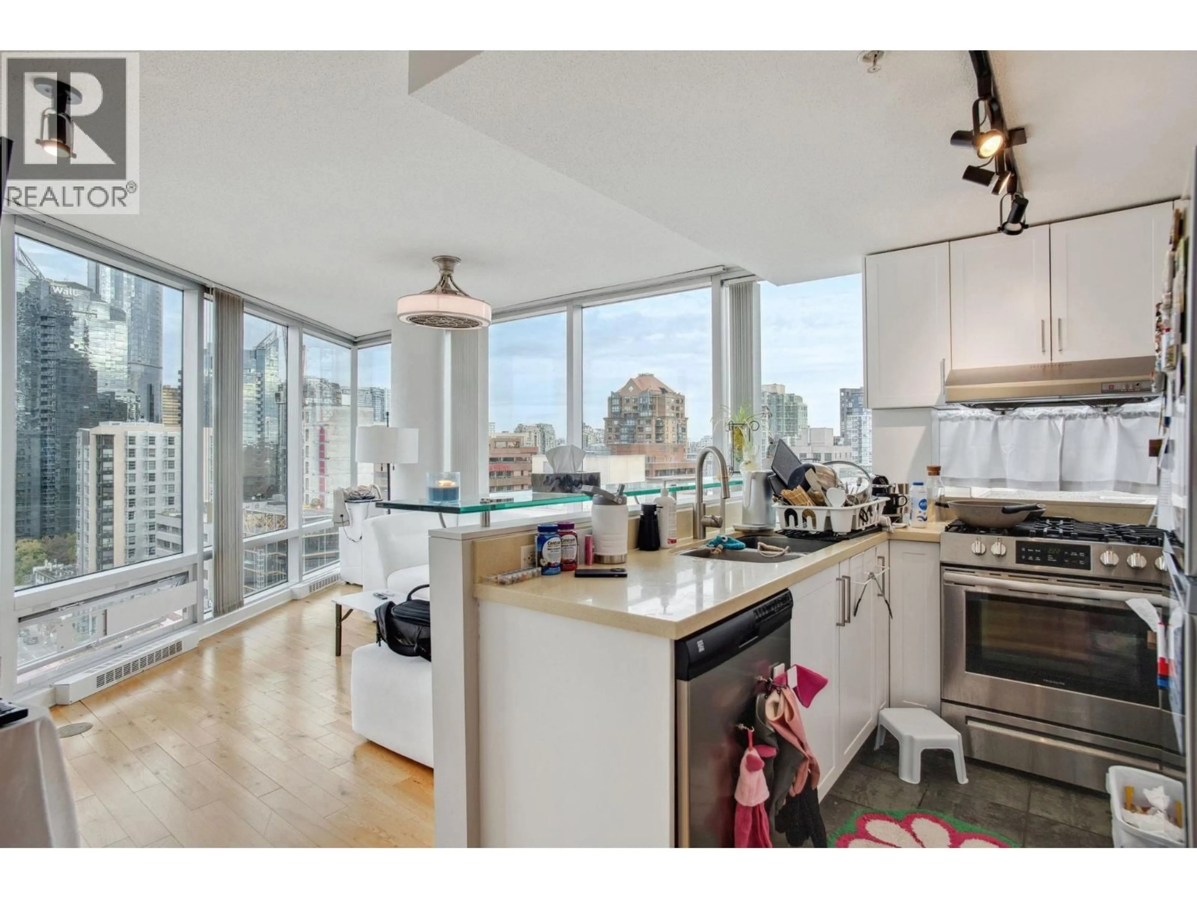 Open concept kitchen, unknown for 1702 - 1003 BURNABY STREET, Vancouver British Columbia V6E4R7