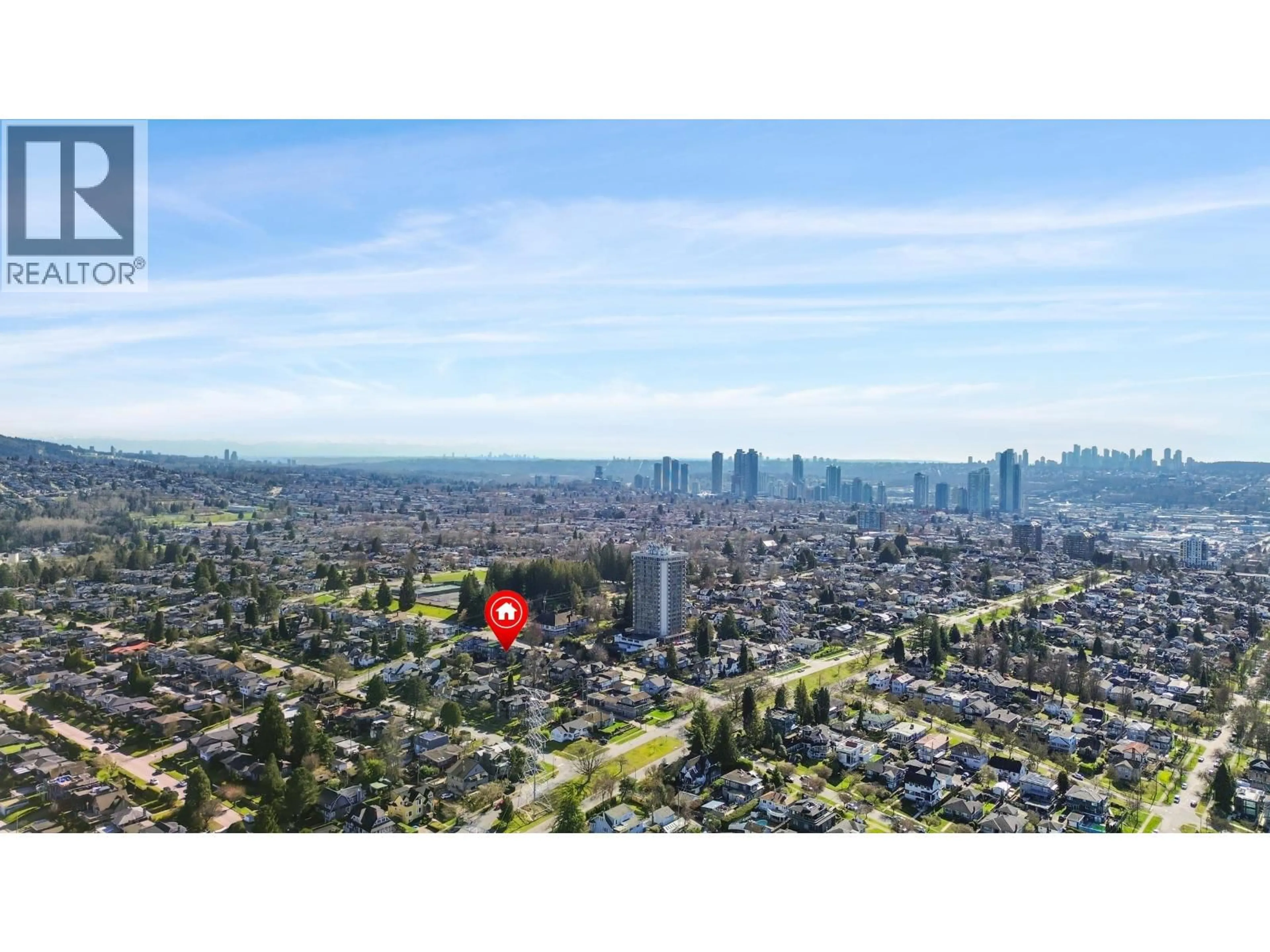 A pic from outside/outdoor area/front of a property/back of a property/a pic from drone, city buildings view from balcony for 3775 TRINITY STREET, Burnaby British Columbia V5C1N1