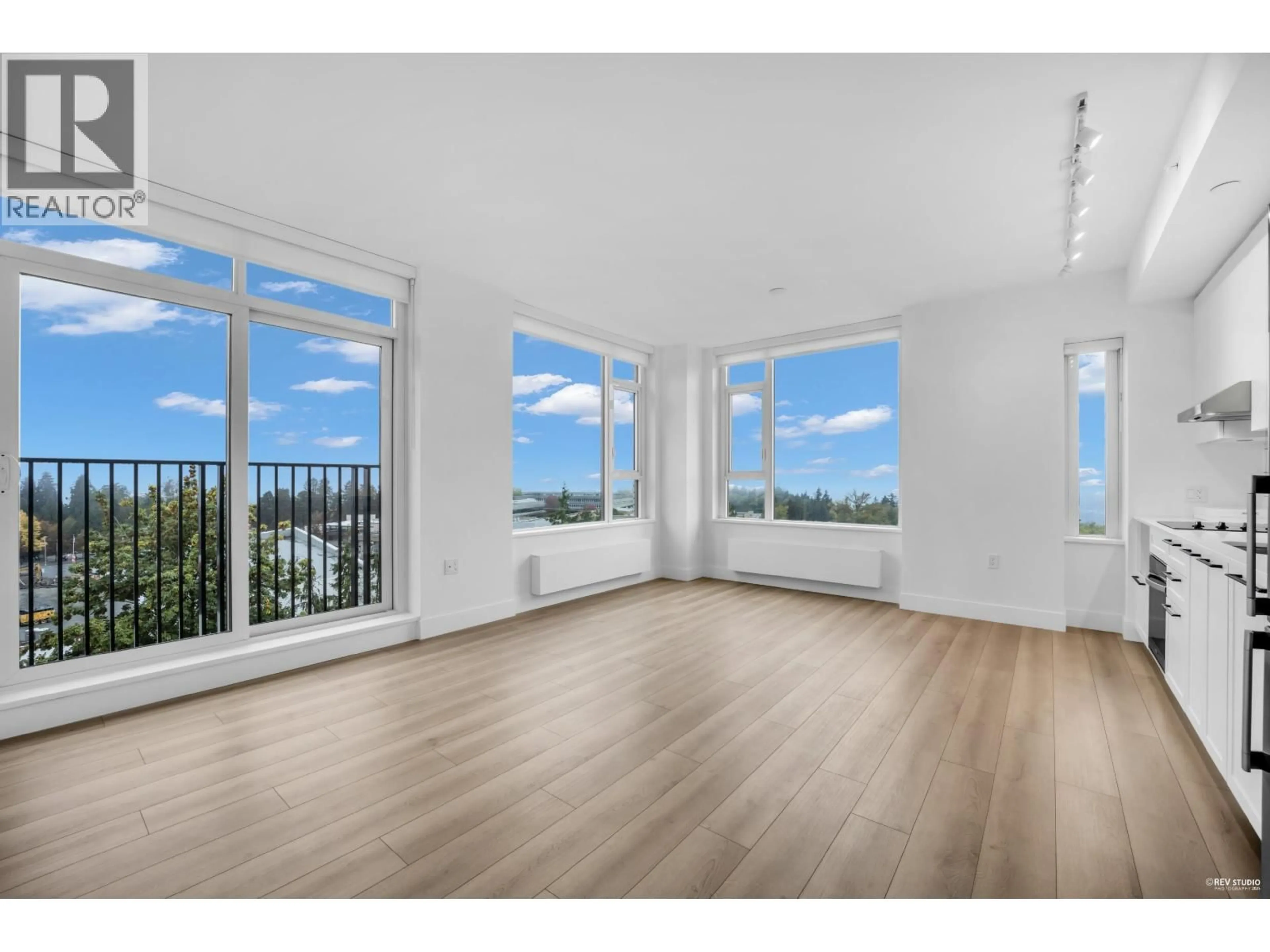 A pic of a room for 802 - 8750 UNIVERSITY CRESCENT, Burnaby British Columbia V5A0G9