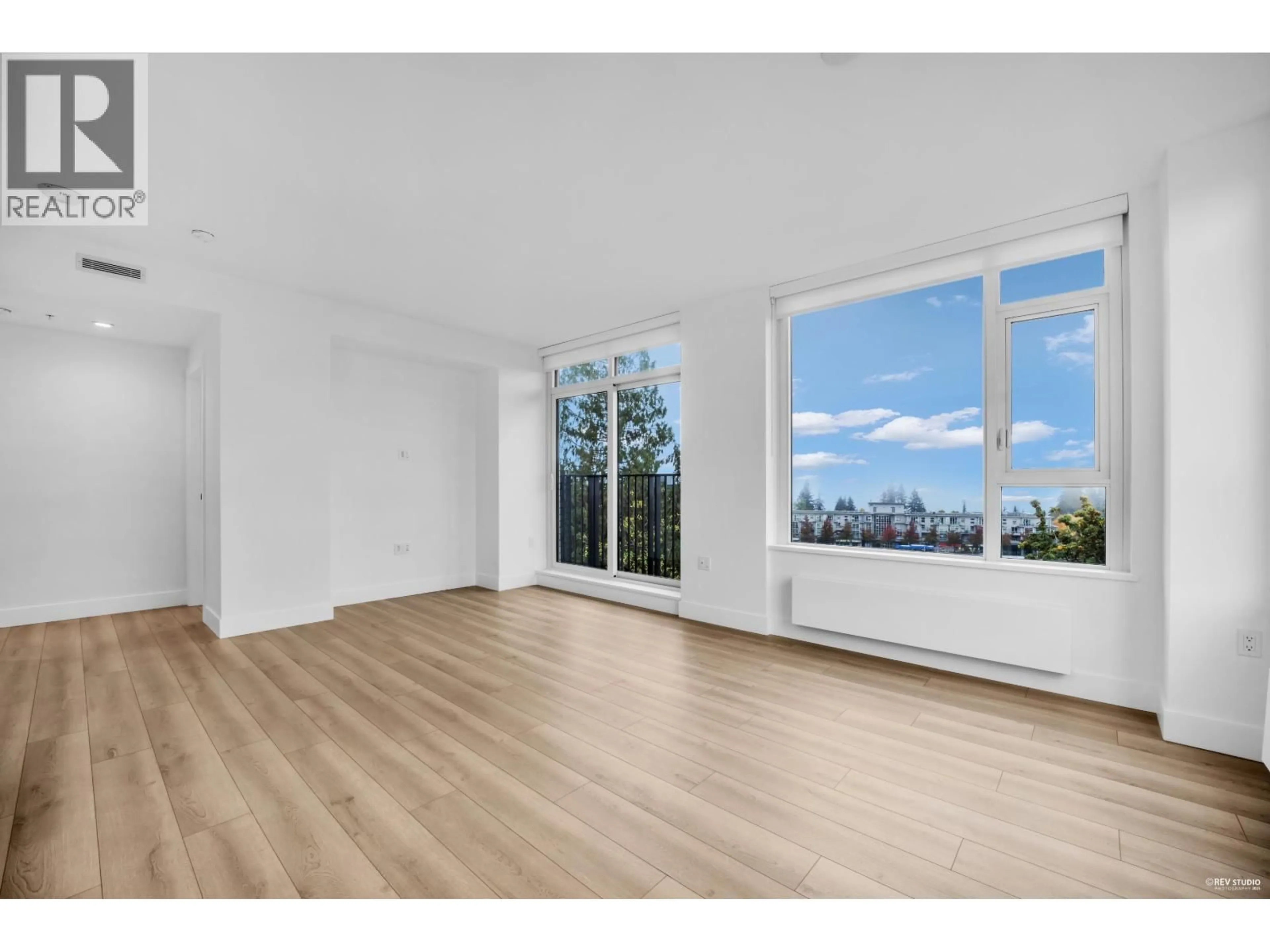 A pic of a room for 802 - 8750 UNIVERSITY CRESCENT, Burnaby British Columbia V5A0G9