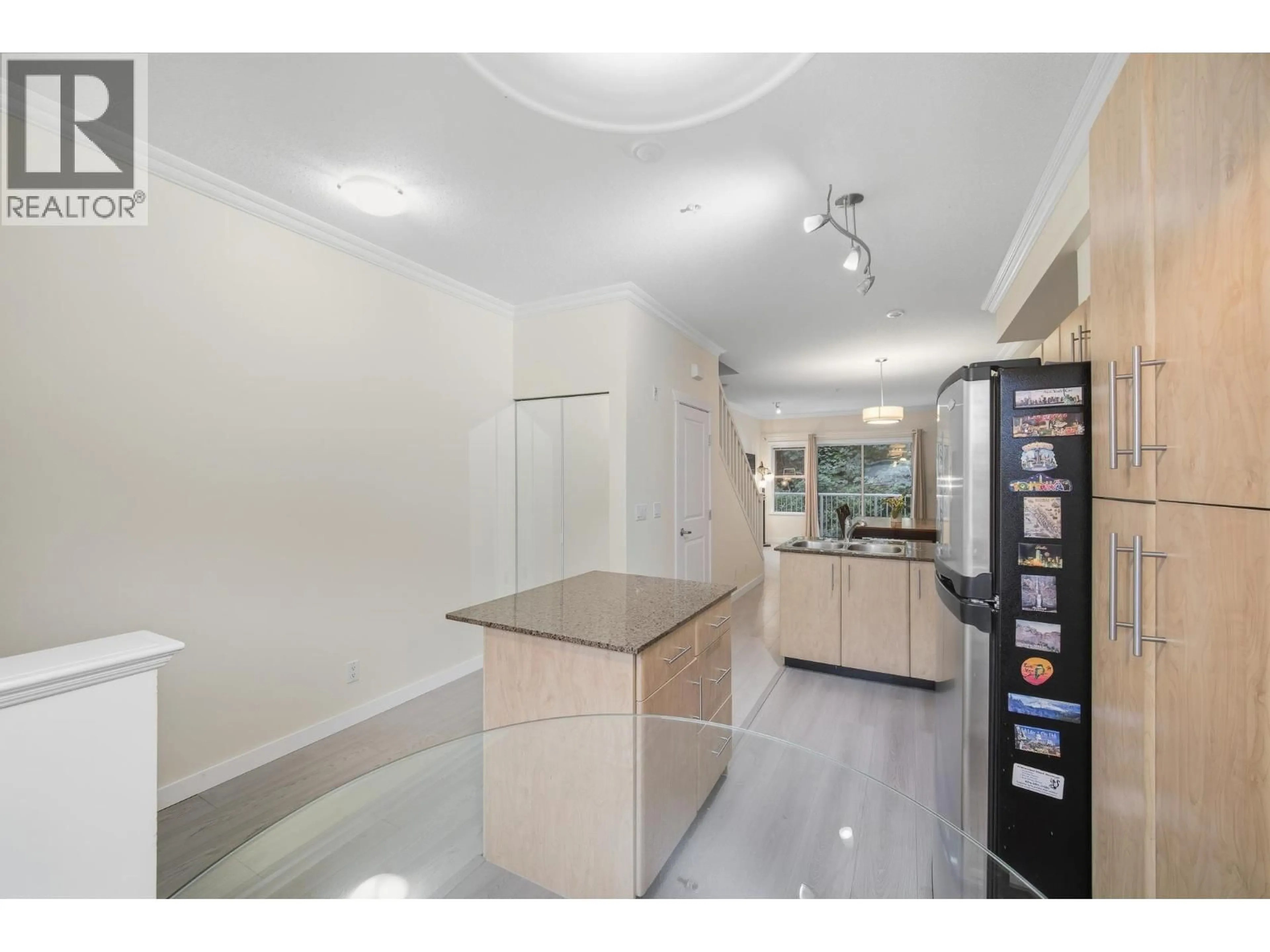 Standard kitchen, unknown for 15 - 730 FARROW STREET, Coquitlam British Columbia V3J7Y7